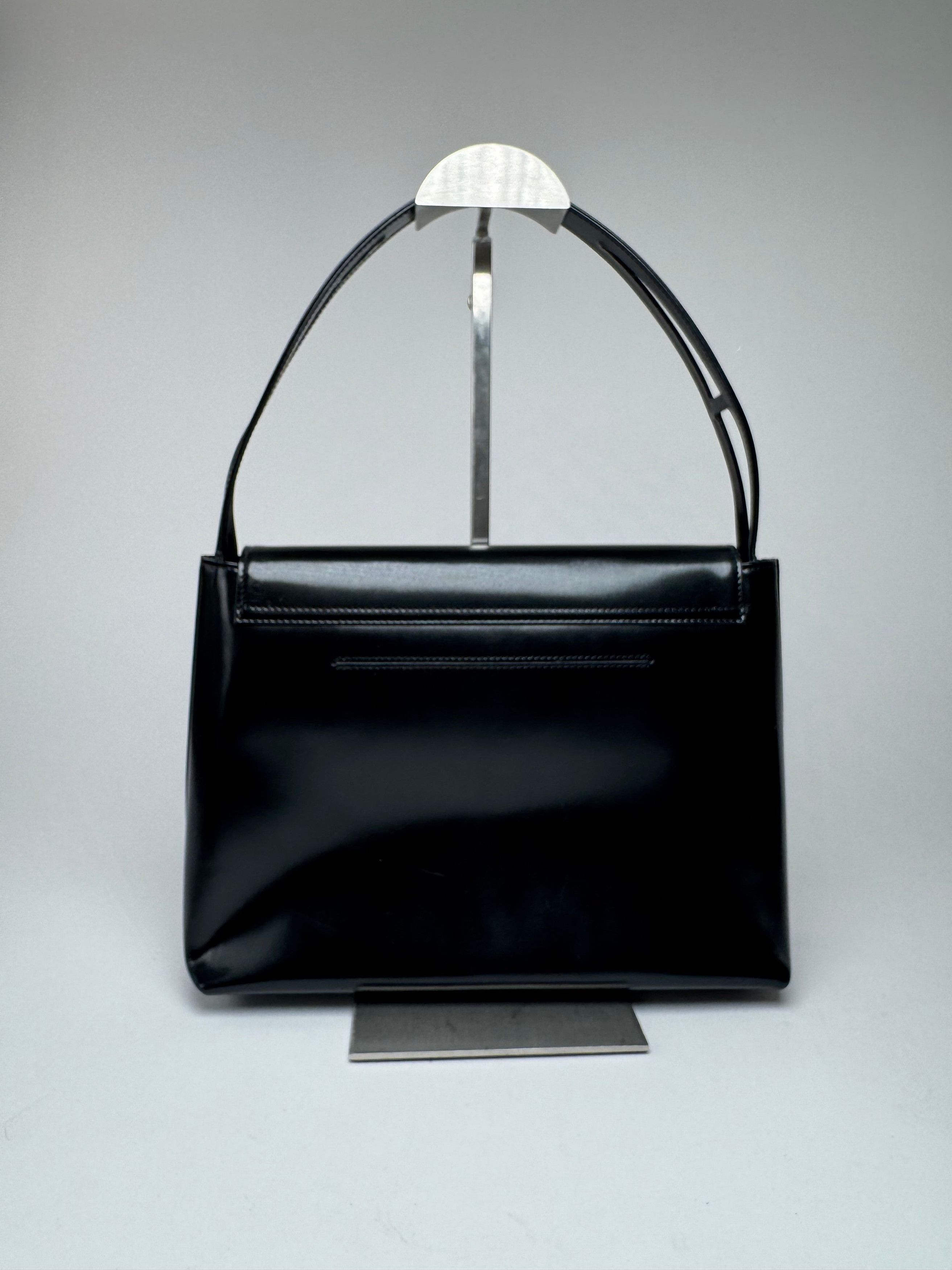Givenchy Vintage 4G Patent Leather Bag Black Size ONE SIZE - 4 Thumbnail