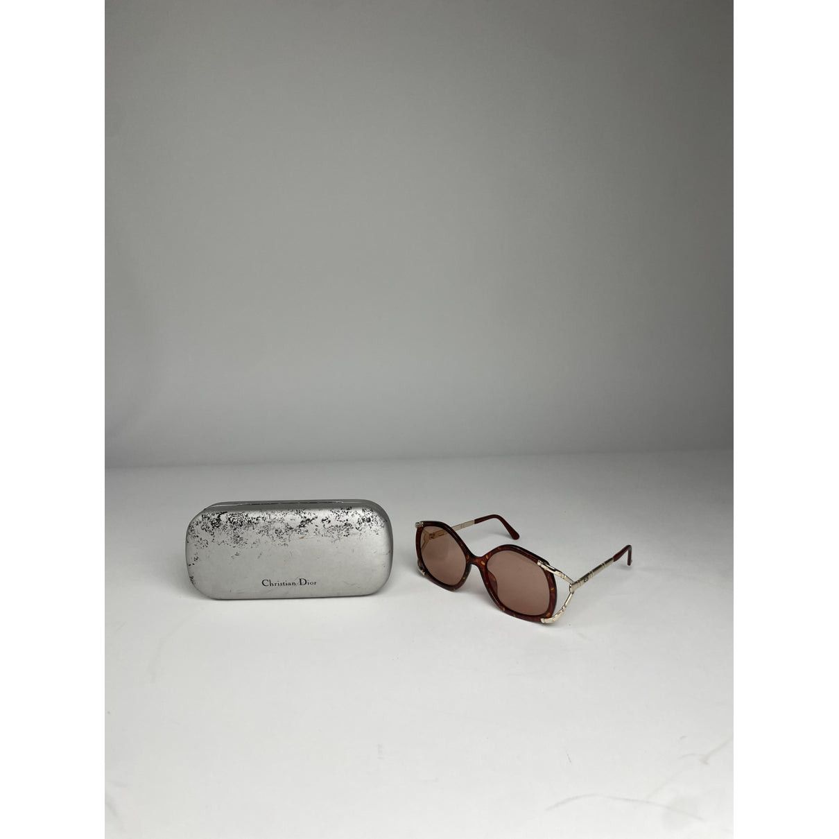 Dior Red Metal Sunglasses Size ONE SIZE - 4 Thumbnail