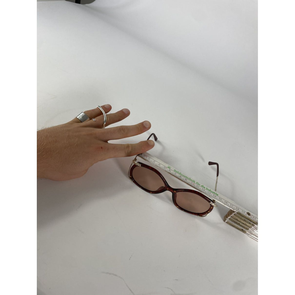 Dior Red Metal Sunglasses Size ONE SIZE - 5 Thumbnail