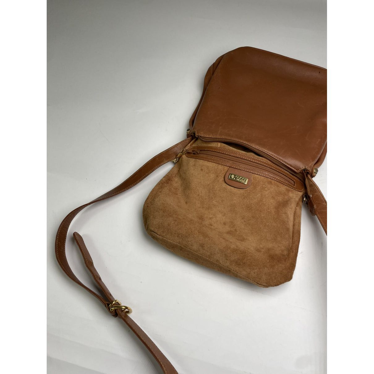Gucci GG Marmont Bucket Brown Leather Handbag Size ONE SIZE - 3 Thumbnail