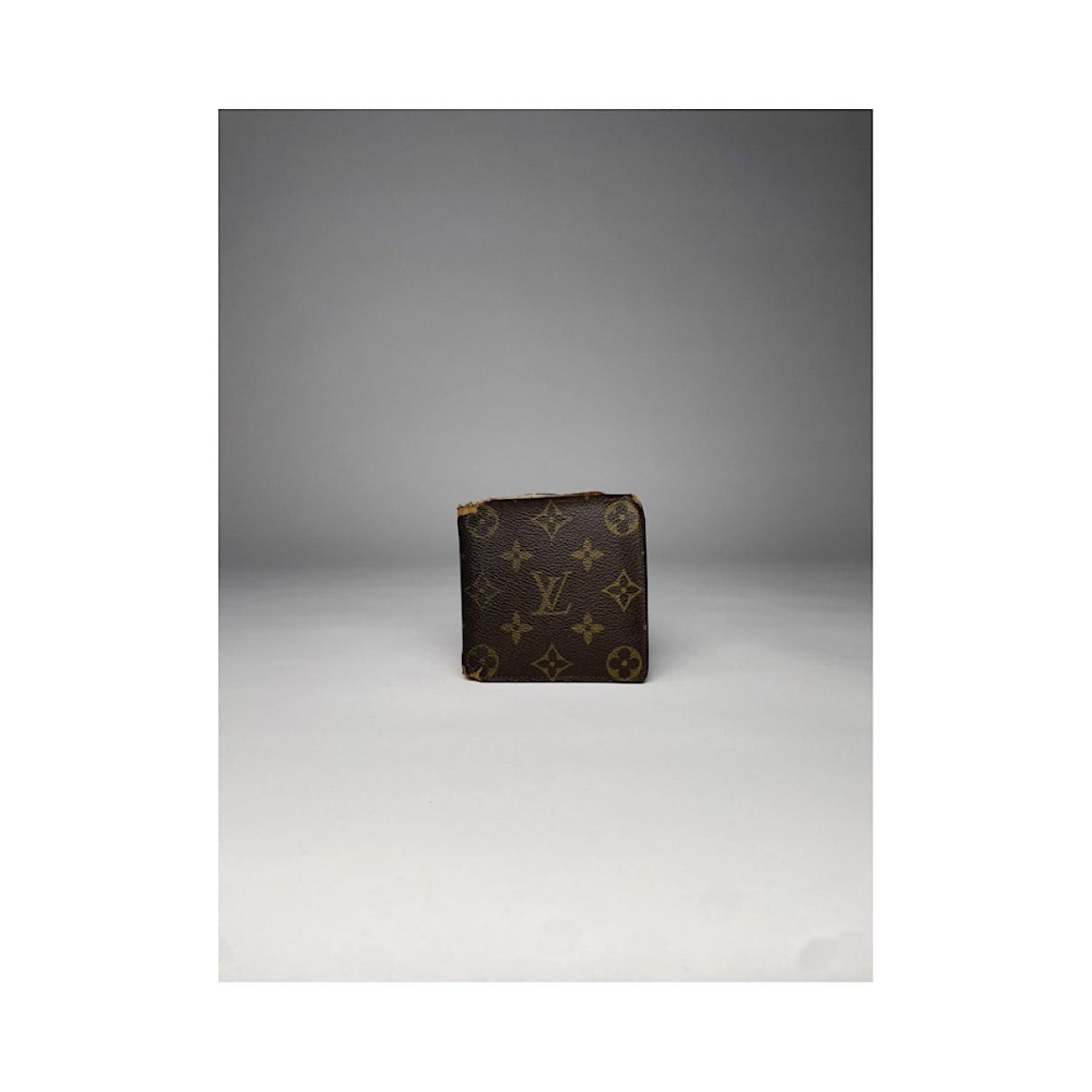 Louis Vuitton Brown Leather Purse Size ONE SIZE - 4 Thumbnail
