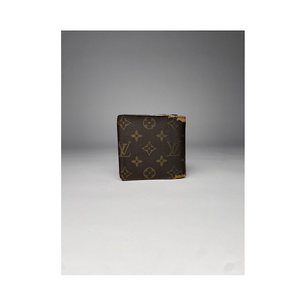 Louis Vuitton Brown Leather Purse Size ONE SIZE - 5 Thumbnail
