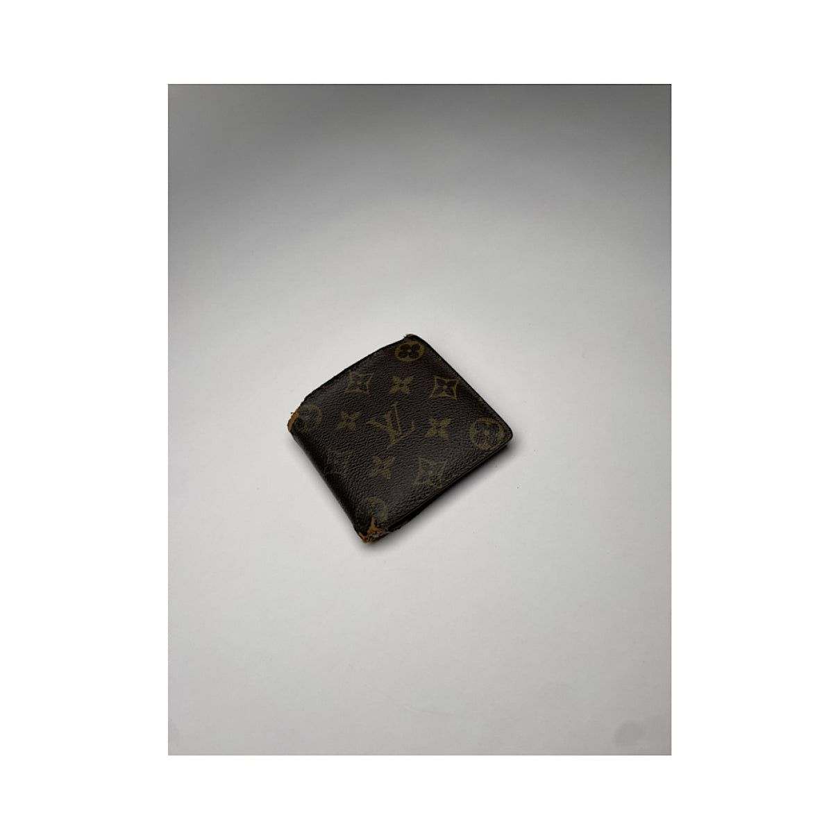 Louis Vuitton Brown Leather Purse Size ONE SIZE - 2 Thumbnail