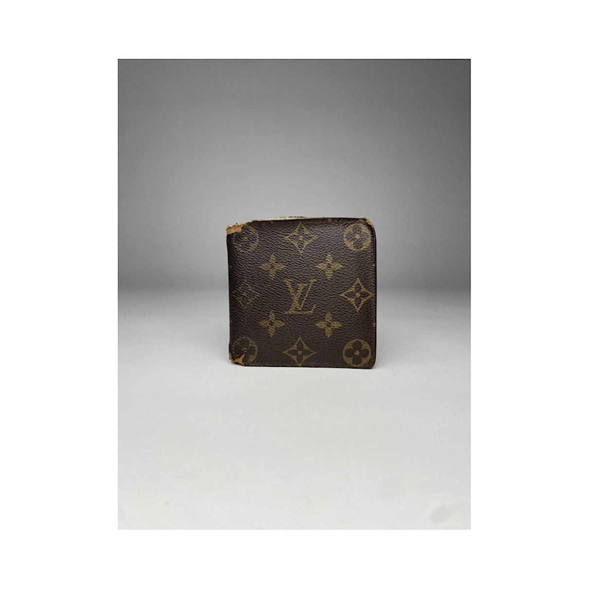 Louis Vuitton Brown Leather Purse Size ONE SIZE - 3 Thumbnail