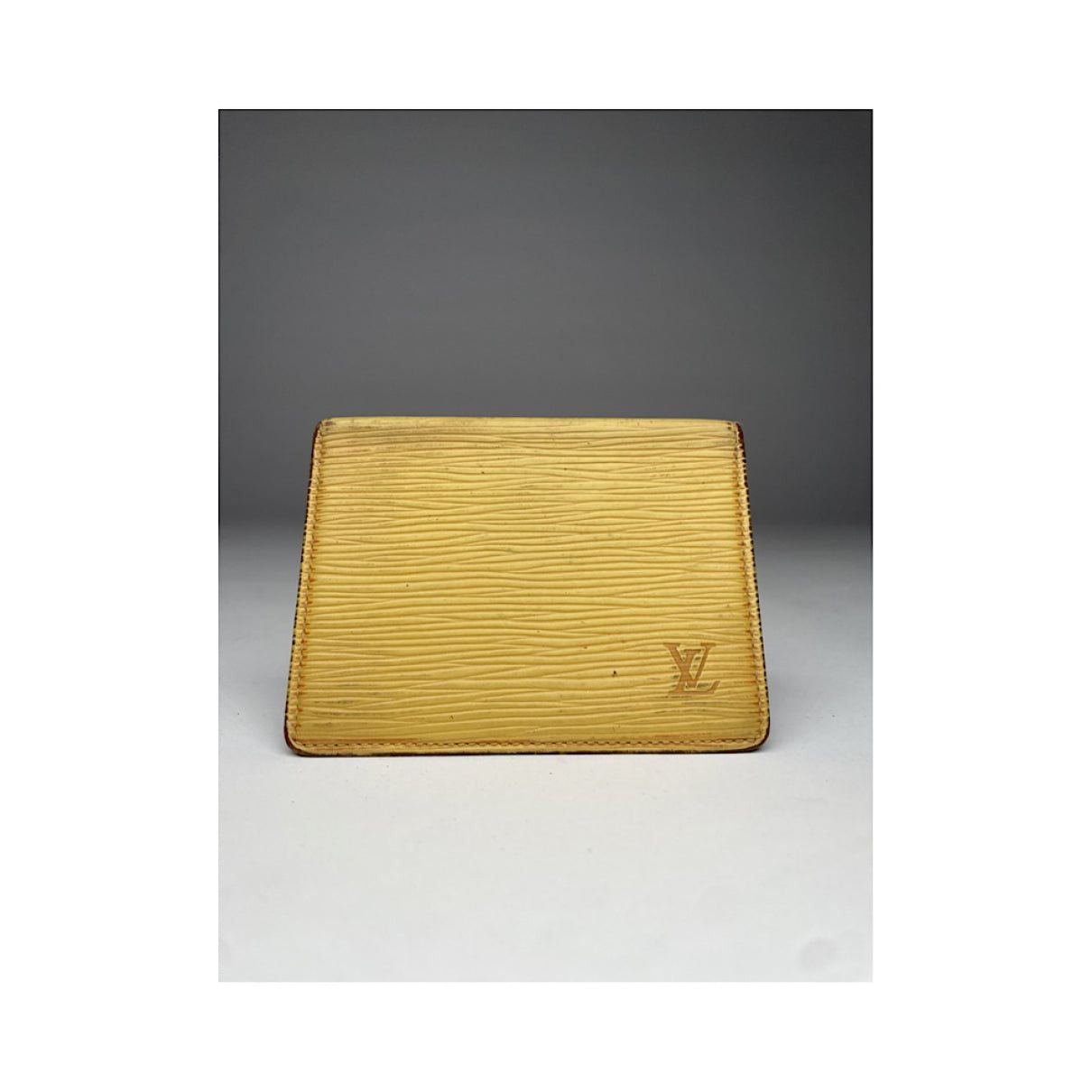 Louis Vuitton Yellow Leather Purse Size ONE SIZE - 3 Thumbnail