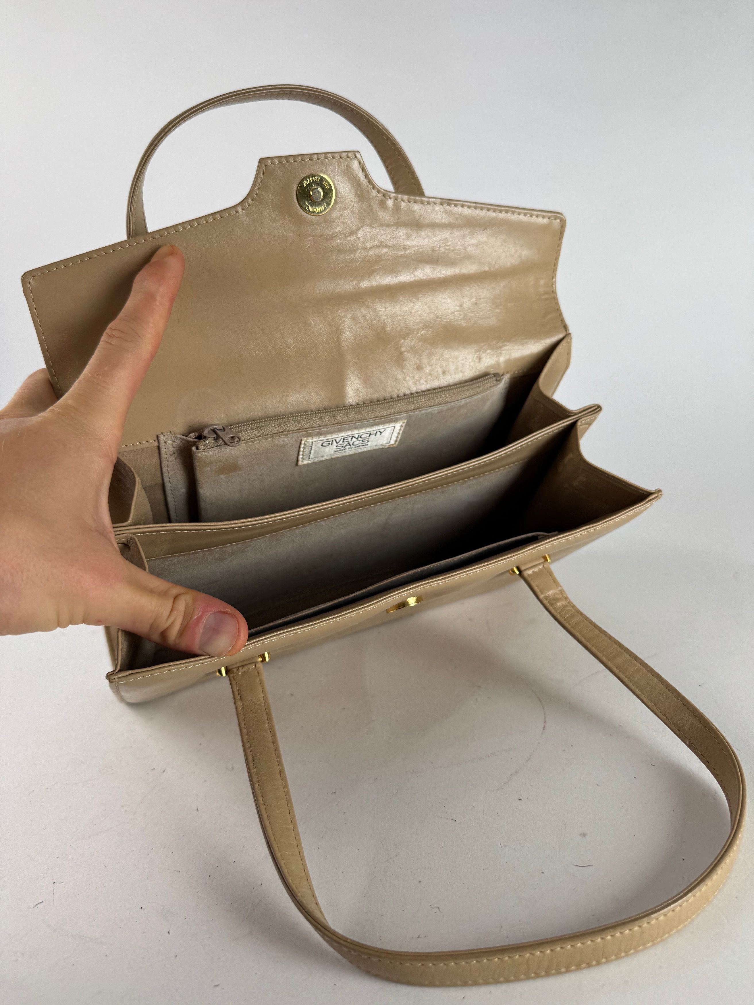 Givenchy Vintage 4G Leather Bag Brown Size ONE SIZE - 2 Thumbnail