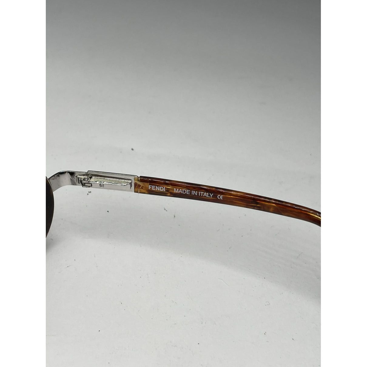 Fendi Black Metal Sunglasses Size ONE SIZE - 4 Thumbnail