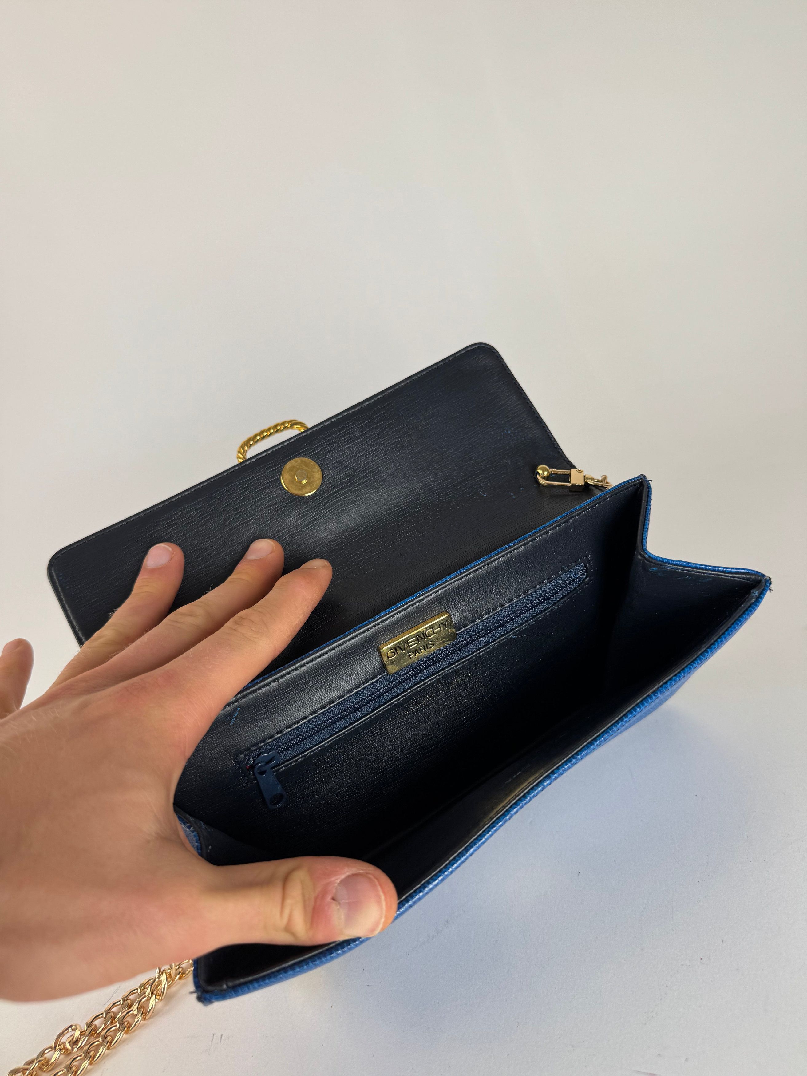 Givenchy Vintage 4G leather Bag Blue Size ONE SIZE - 5 Thumbnail