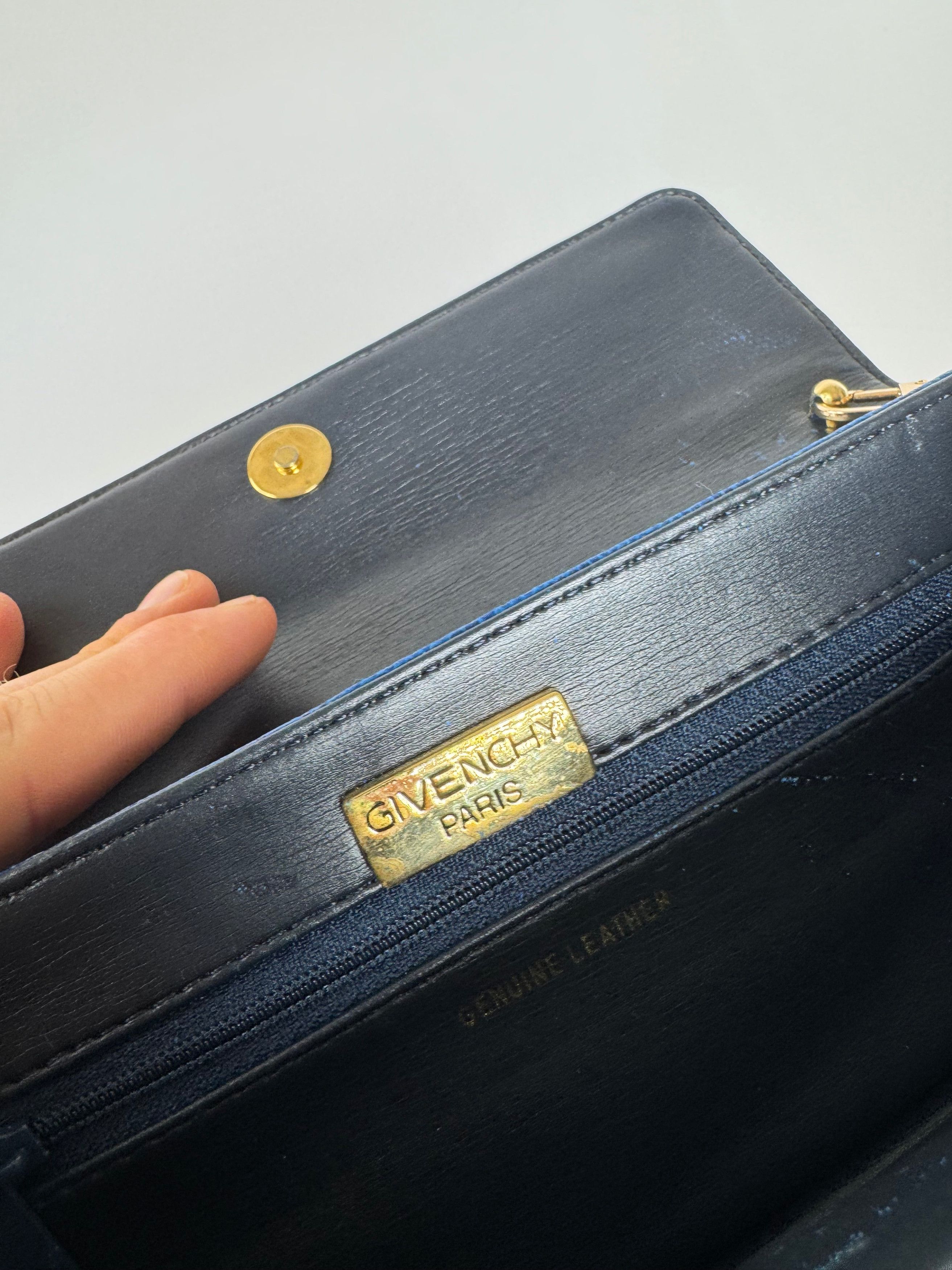 Givenchy Vintage 4G leather Bag Blue Size ONE SIZE - 6 Thumbnail