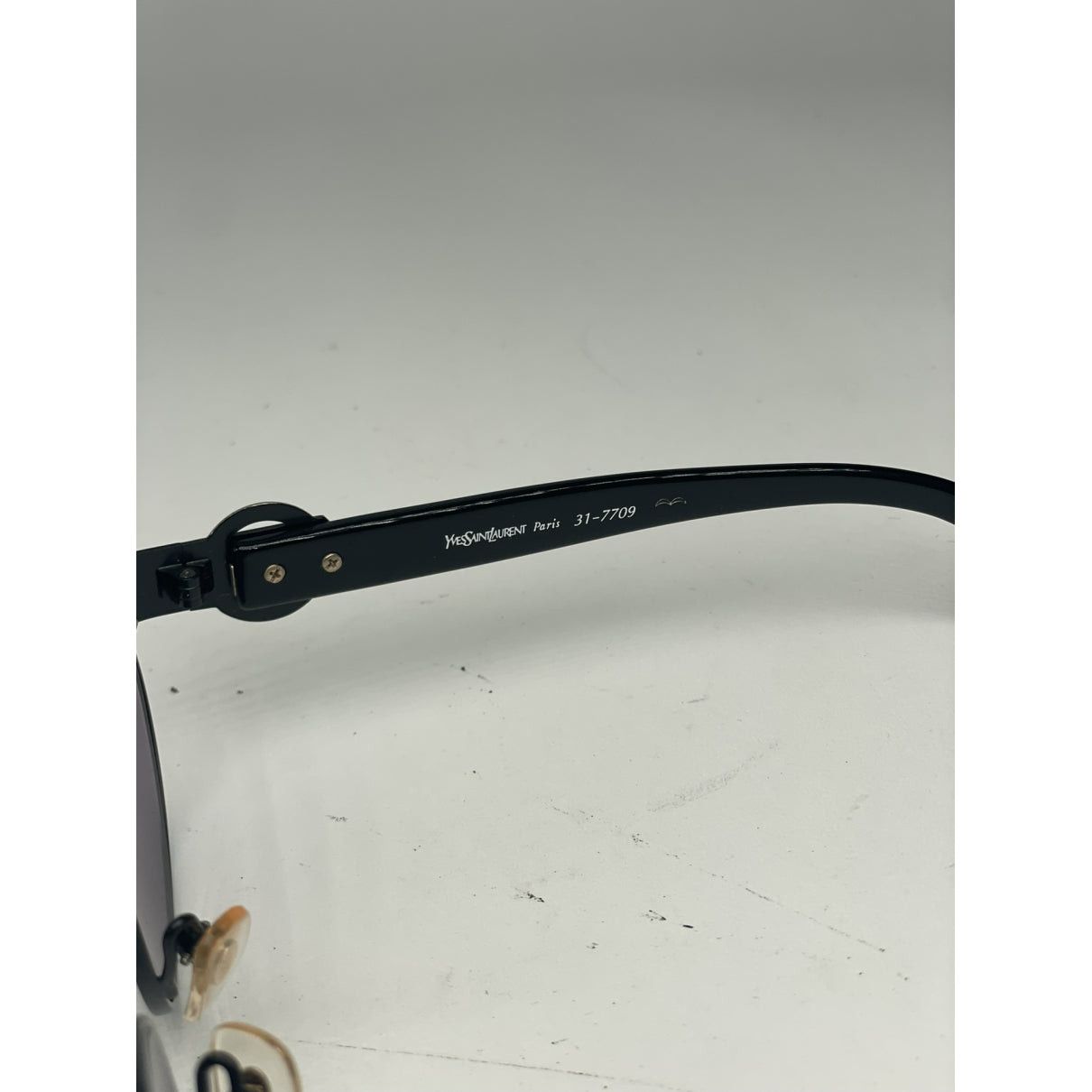 Yves Saint Laurent Black Plastic Sunglasses Size ONE SIZE - 4 Thumbnail