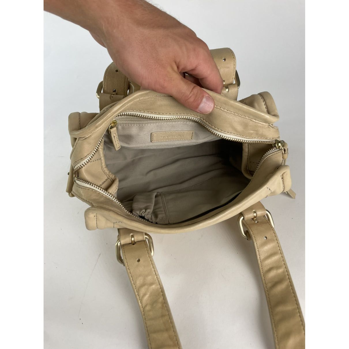 Givenchy Kenny Beige Leather Handbag Size ONE SIZE - 2 Thumbnail