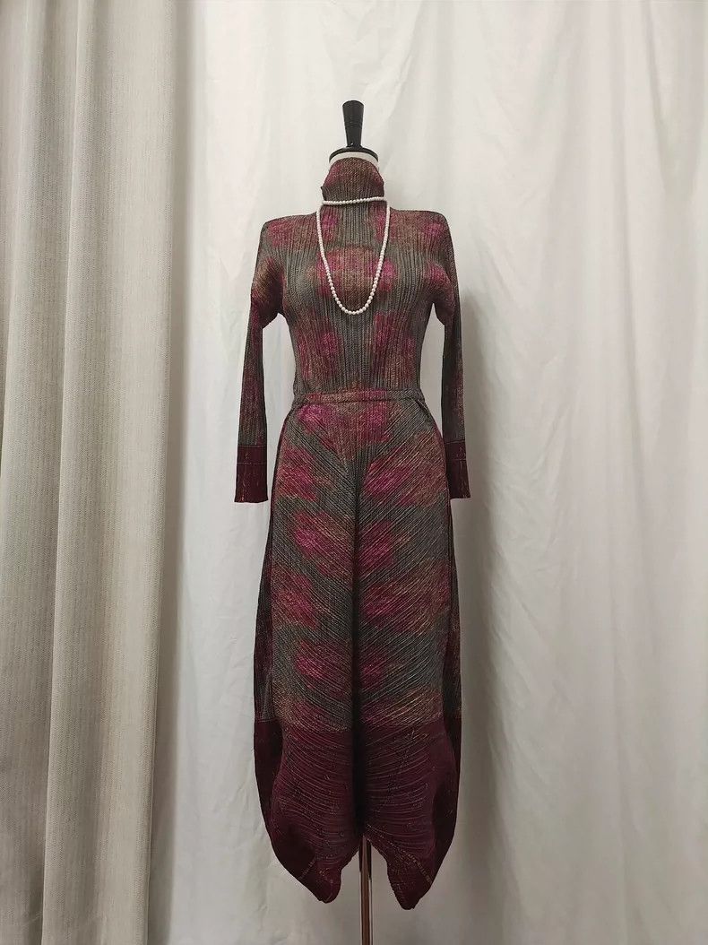 Issey Miyake Issey Miyake PP Vintage Rose - dmc Size US 30 / EU 46 - 2 Thumbnail