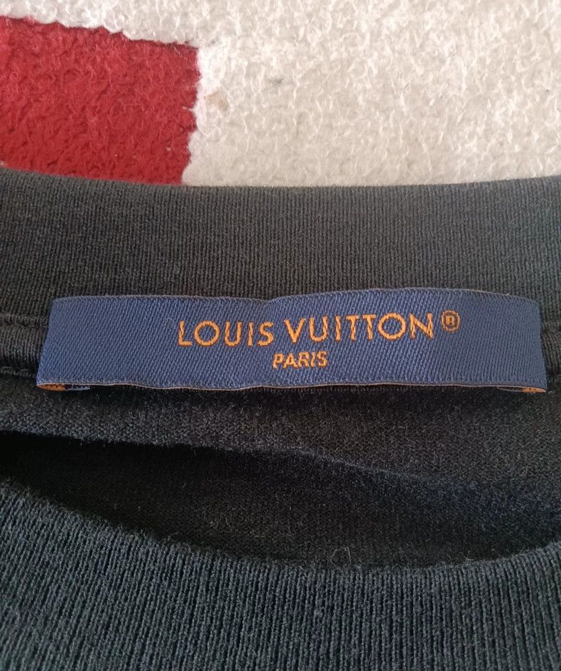 Louis Vuitton Louis Vuitton Gradient Print Short Sleeve - dmc Size US L / EU 52-54 / 3 - 4 Thumbnail