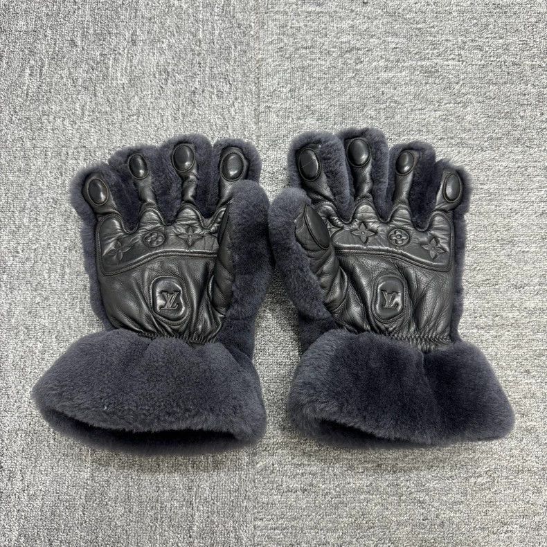 Louis Vuitton Louis Vuitton Monogram Leather Gloves - dmc Size ONE SIZE - 4 Thumbnail