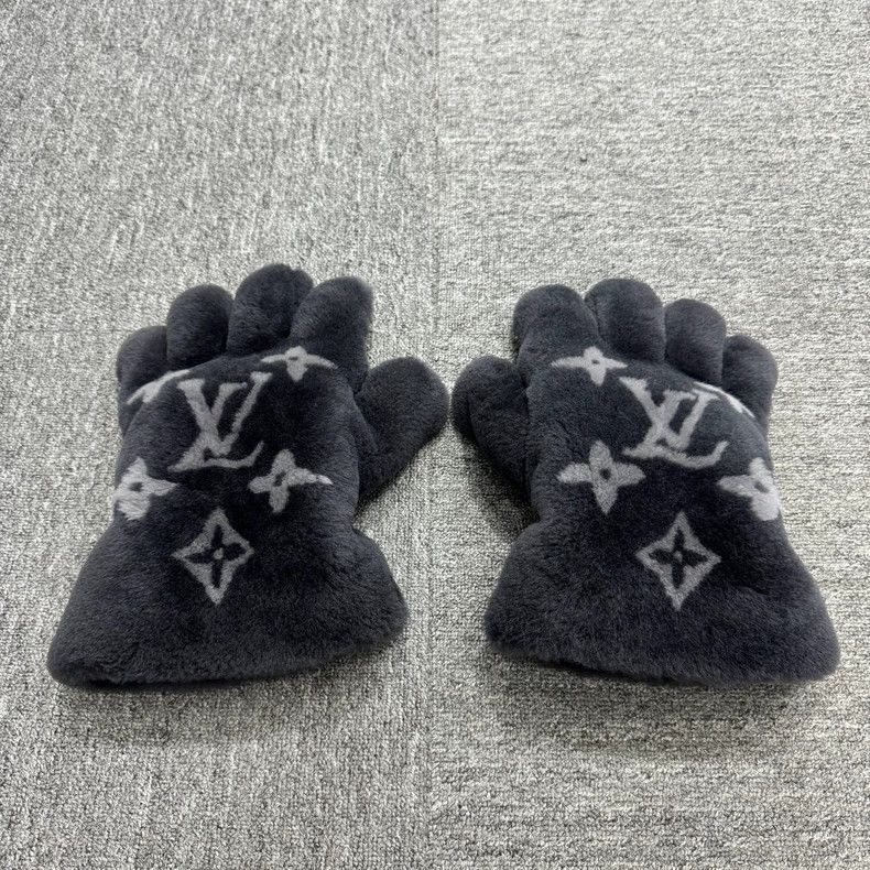 Louis Vuitton Louis Vuitton Monogram Leather Gloves - dmc Size ONE SIZE - 3 Thumbnail