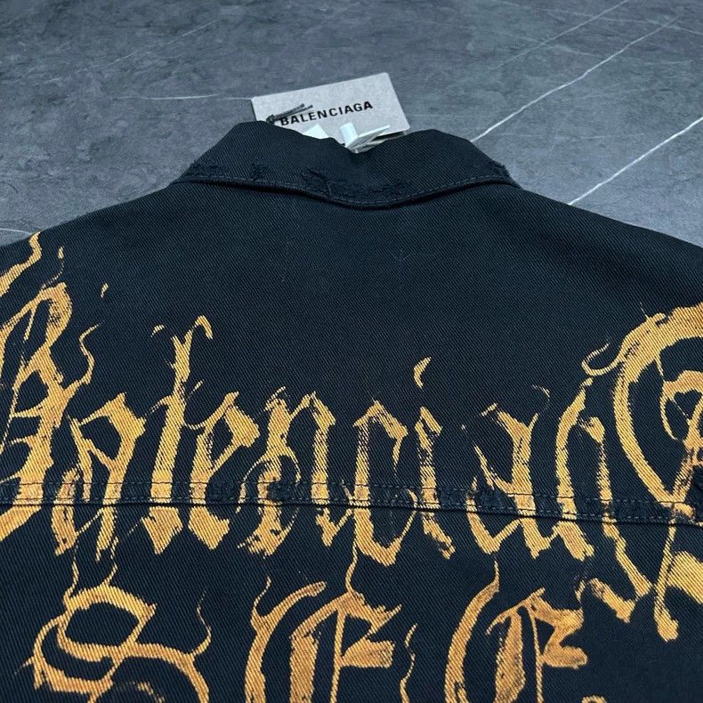 Balenciaga Balenciaga Distressed Denim Jacket - dmc Size US S / EU 44-46 / 1 - 6 Thumbnail