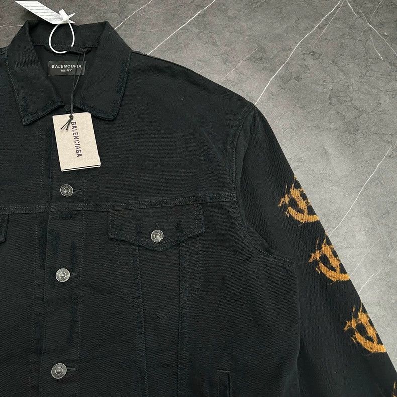 Balenciaga Balenciaga Distressed Denim Jacket - dmc Size US S / EU 44-46 / 1 - 3 Thumbnail