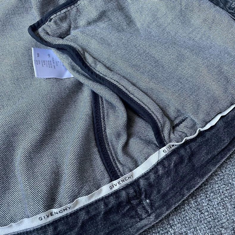 Givenchy Givenchy White Logo Denim Jacket - dmc Size US XL / EU 56 / 4 - 8 Thumbnail