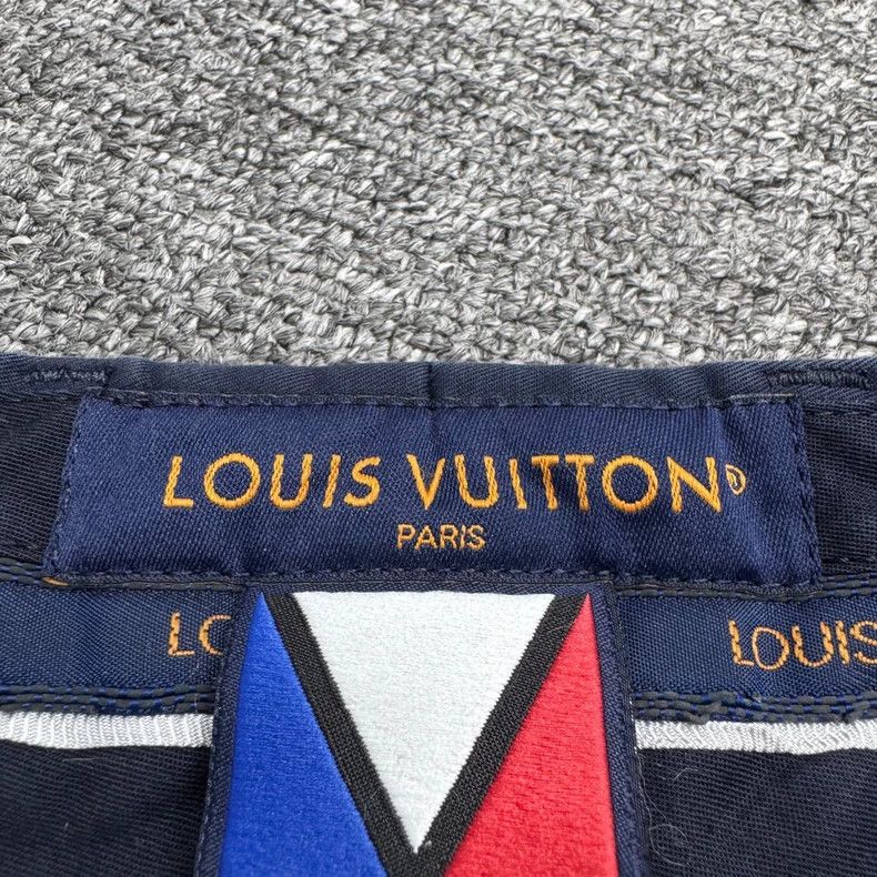 Louis Vuitton Louis Vuitton Straight Cargo Pants - dmc Size US 34 / EU 50 - 2 Thumbnail