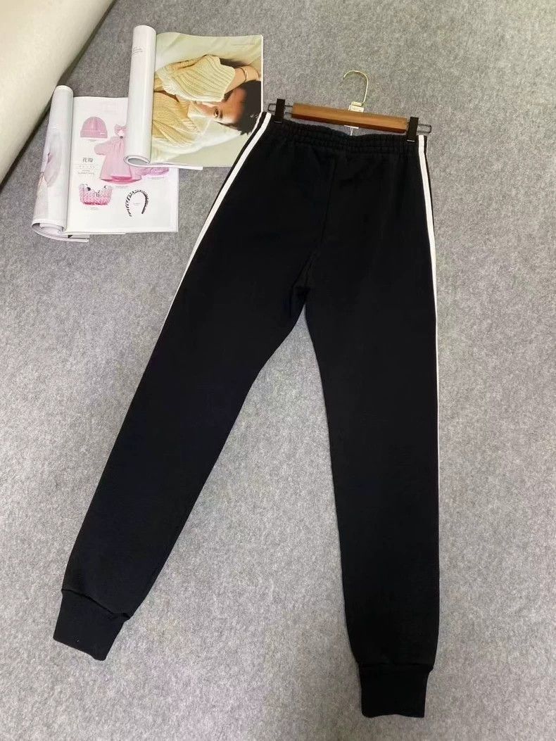 Balenciaga Balenciaga x Adidas collaborative sweatpants - dmc Size US 30 / EU 46 - 2 Thumbnail