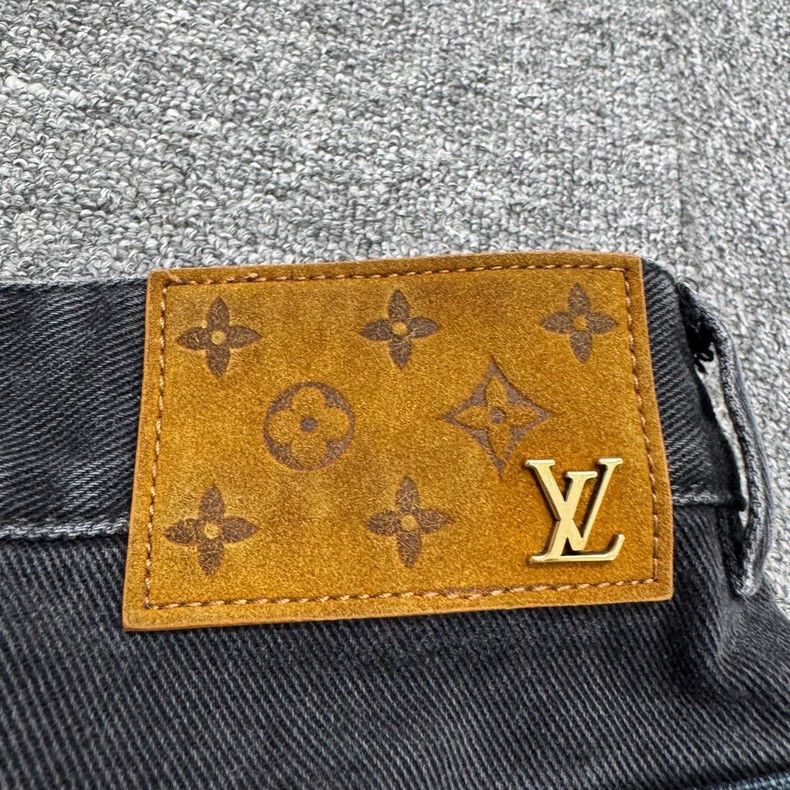 Louis Vuitton Louis Vuitton Distressed Patchwork Jeans - dmc Size US 36 / EU 52 - 6 Thumbnail