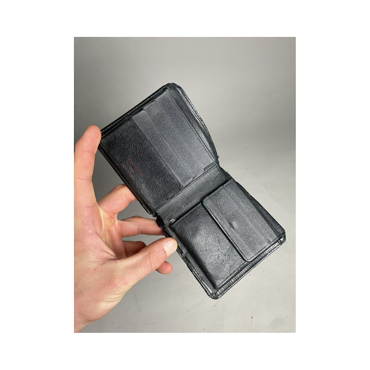 Louis Vuitton Black Leather Purse Size ONE SIZE - 5 Thumbnail