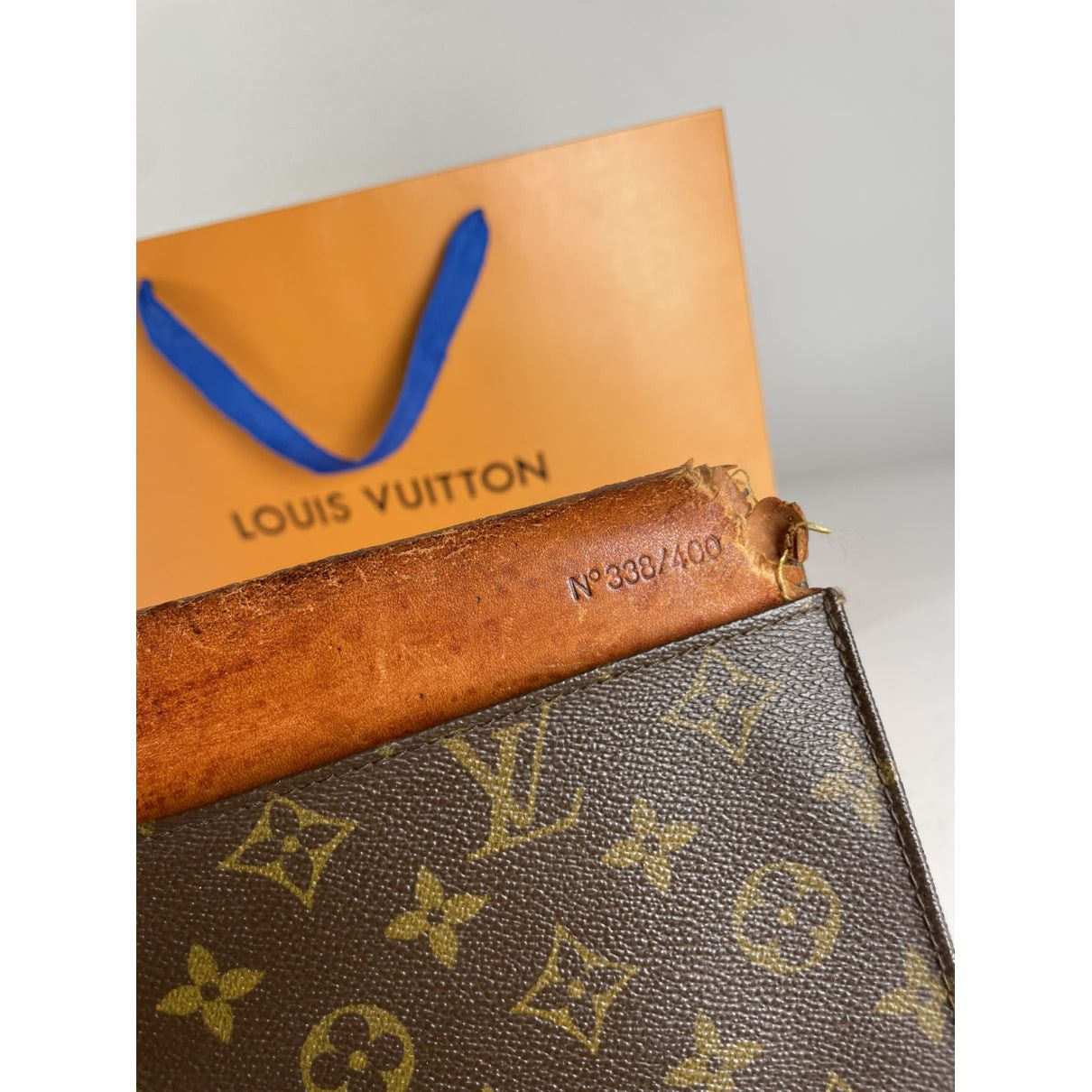 Louis Vuitton Serviette Ambassadeur Brown Leather Clutch Bag Size ONE SIZE - 3 Thumbnail