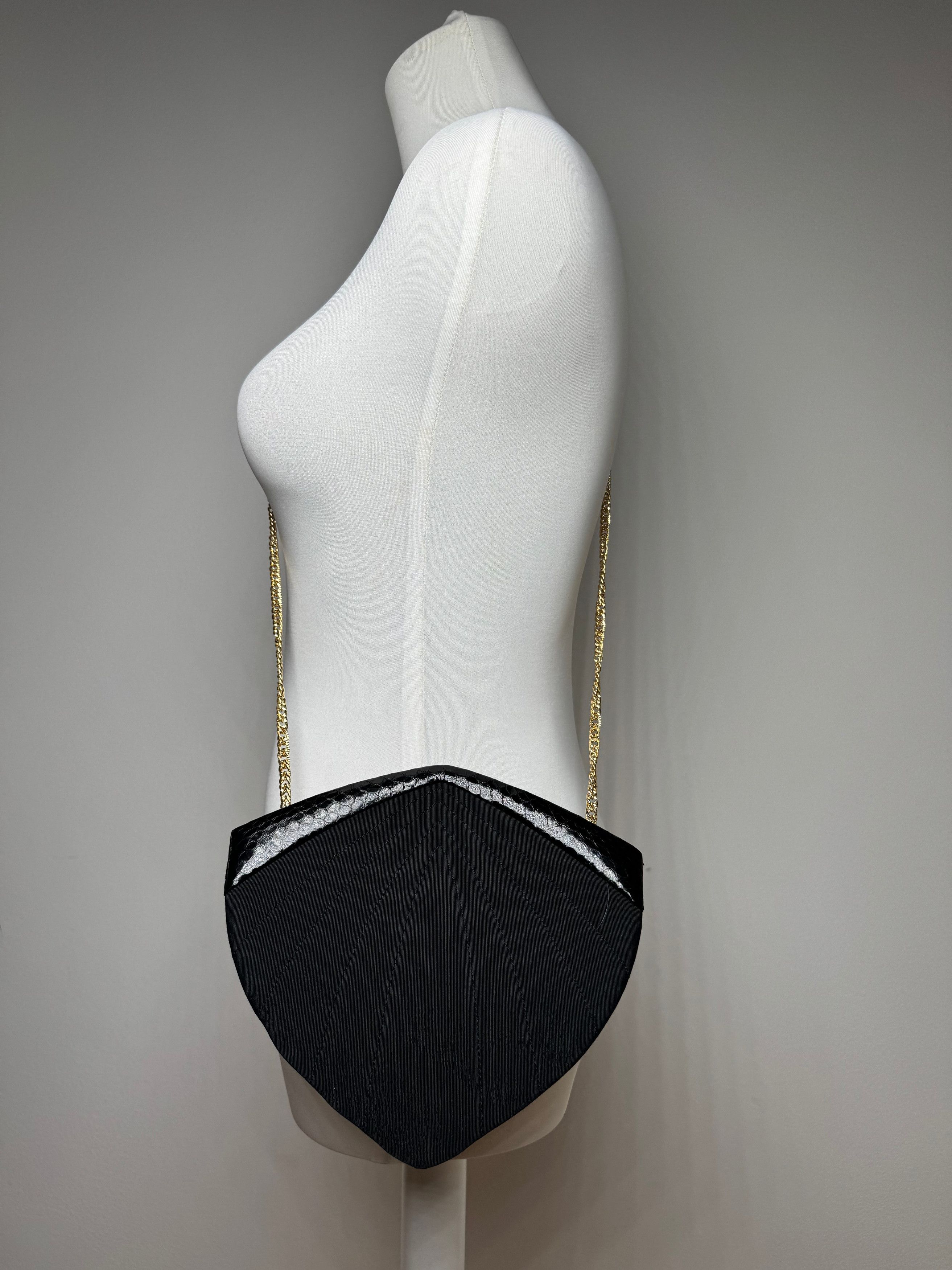 Givenchy Vintage 4G Bag Black Size ONE SIZE - 12 Thumbnail