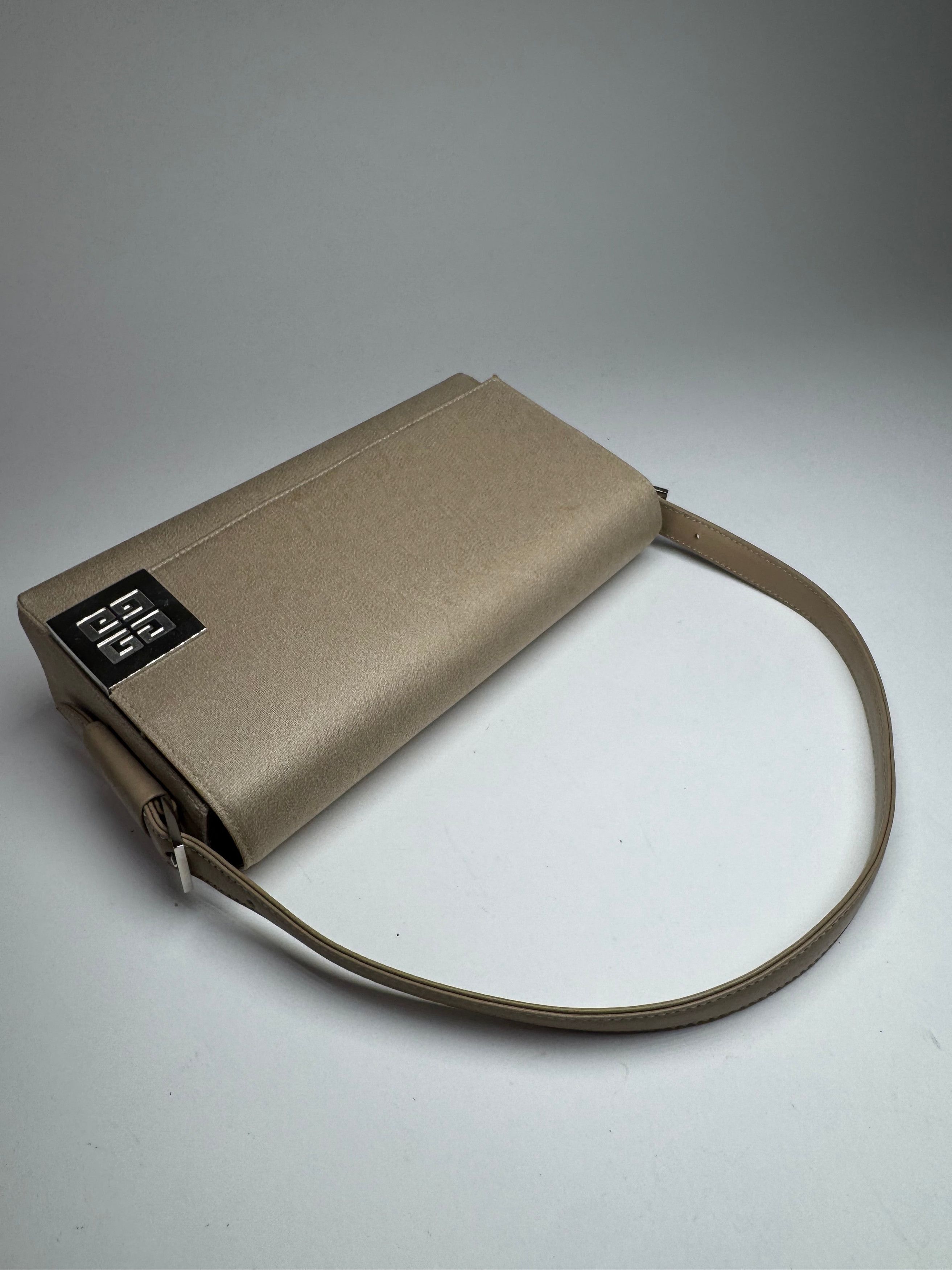Givenchy Vintage 4G Baguette Bag Beige Size ONE SIZE - 4 Thumbnail
