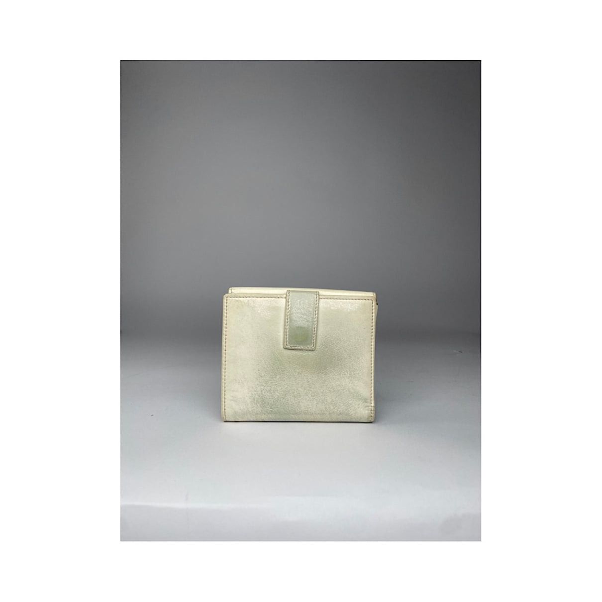 Salvatore Ferragamo White Patent Leather Small Bag Size ONE SIZE - 2 Thumbnail