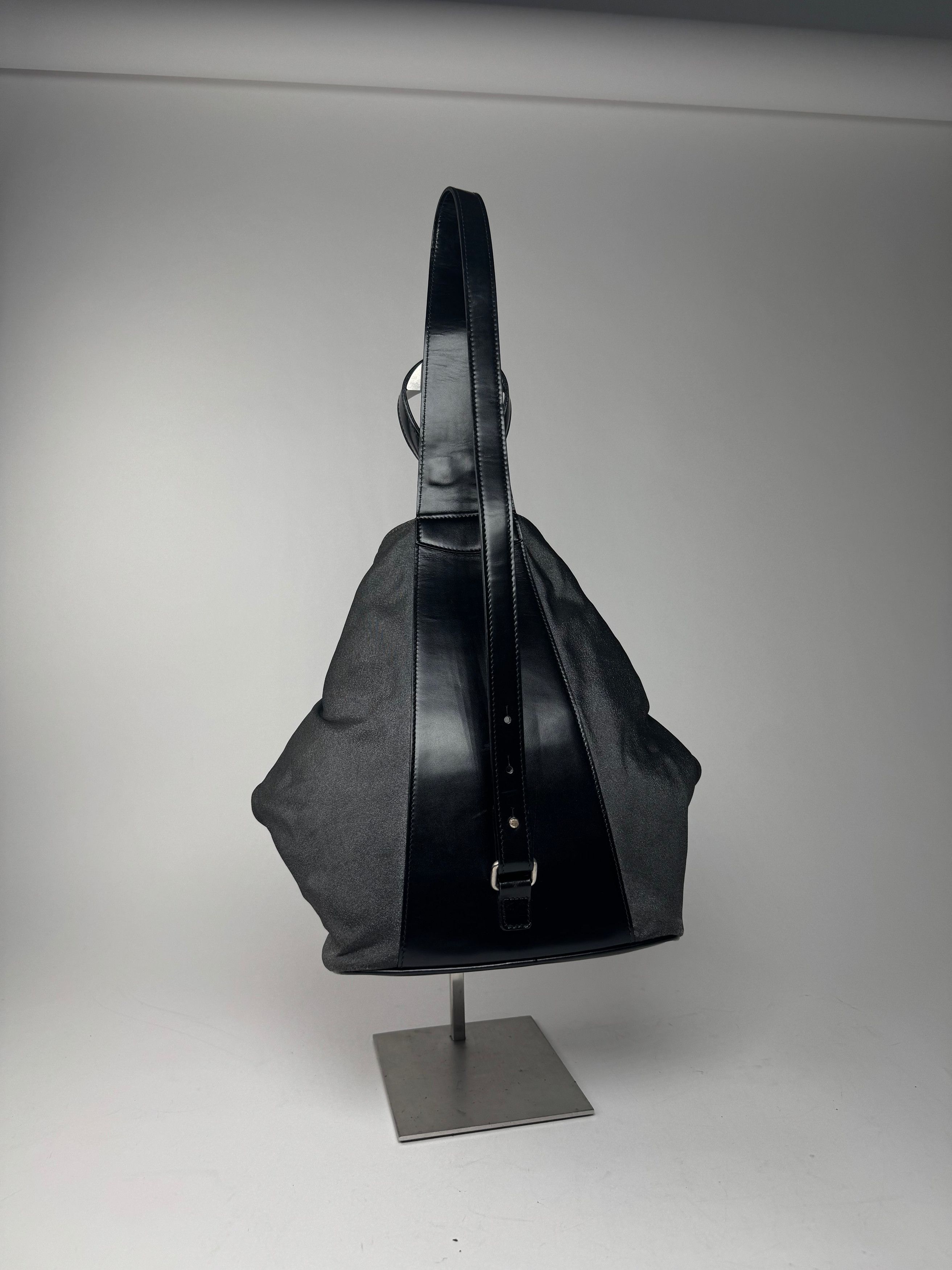 Loewe Vintage Madrid Leather Crossbody Bag / Backpack Size ONE SIZE - 7 Thumbnail
