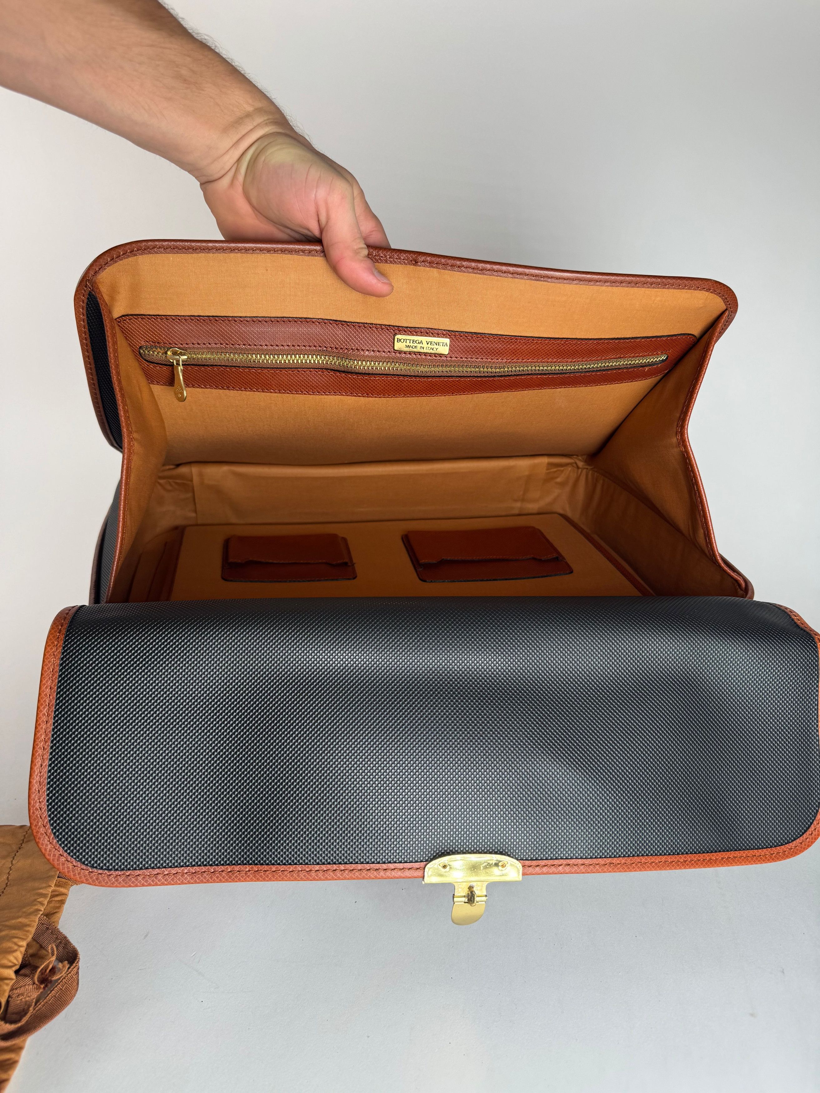 Bottega Veneta Vintage leather Suitcase black / Brown Size ONE SIZE - 3 Thumbnail