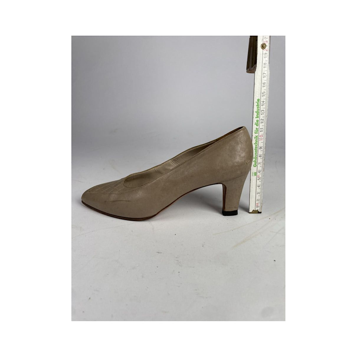Chanel Beige Leather Heel Size US 5.5 / IT 35.5 - 5 Thumbnail
