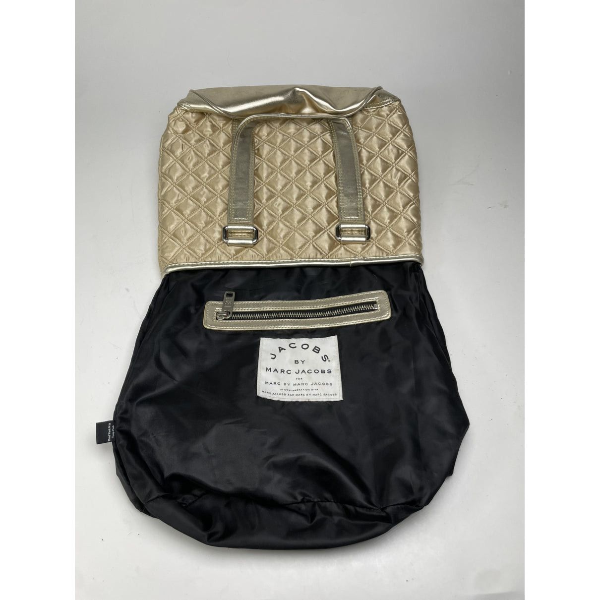 Marc by Marc Jacobs Gold Leather Handbag Size ONE SIZE - 5 Thumbnail