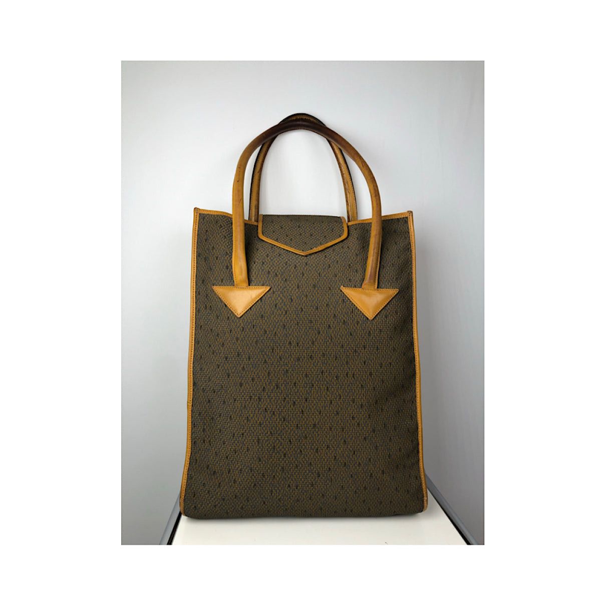 Yves Saint Laurent Brown Leather Handbag Size ONE SIZE - 2 Thumbnail