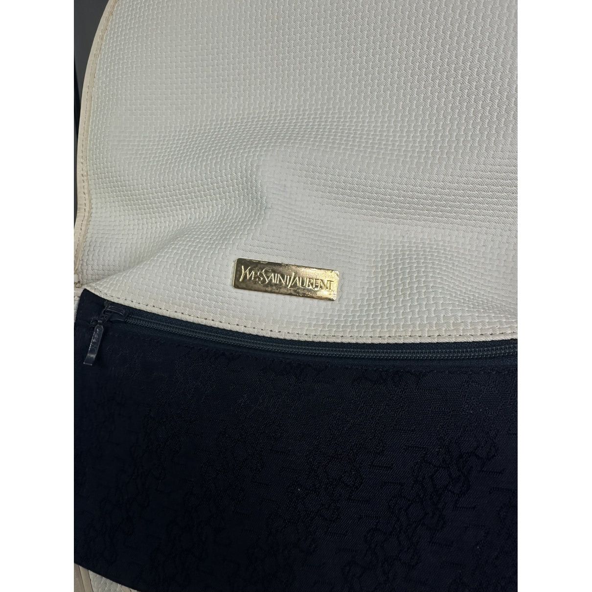 Yves Saint Laurent White Leather Handbag Size ONE SIZE - 3 Thumbnail
