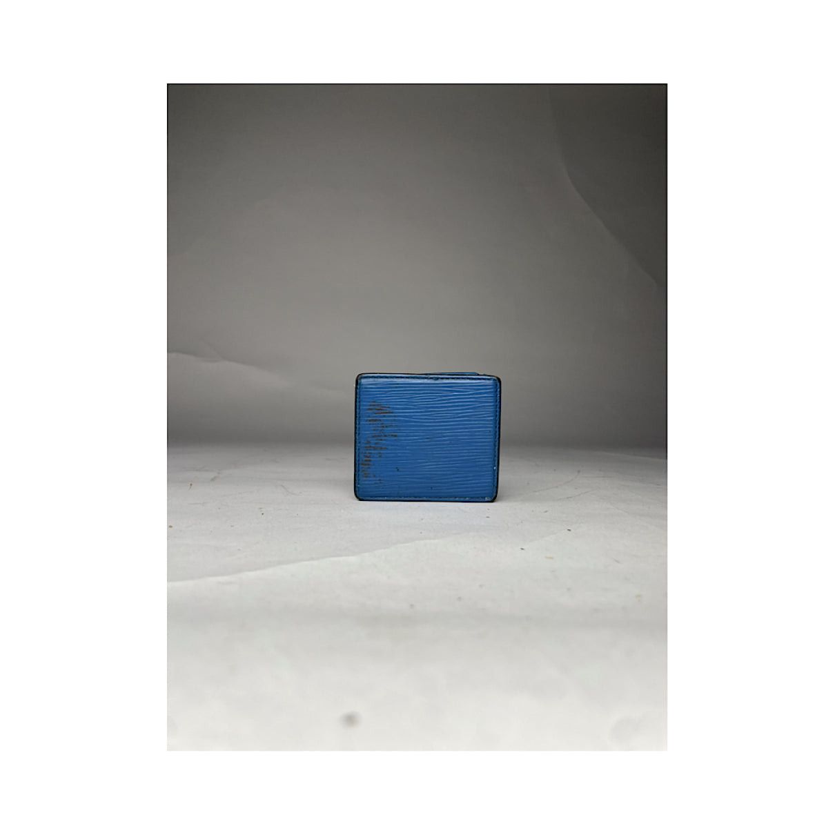 Louis Vuitton Anaé Blue Leather Purse Size ONE SIZE - 3 Thumbnail