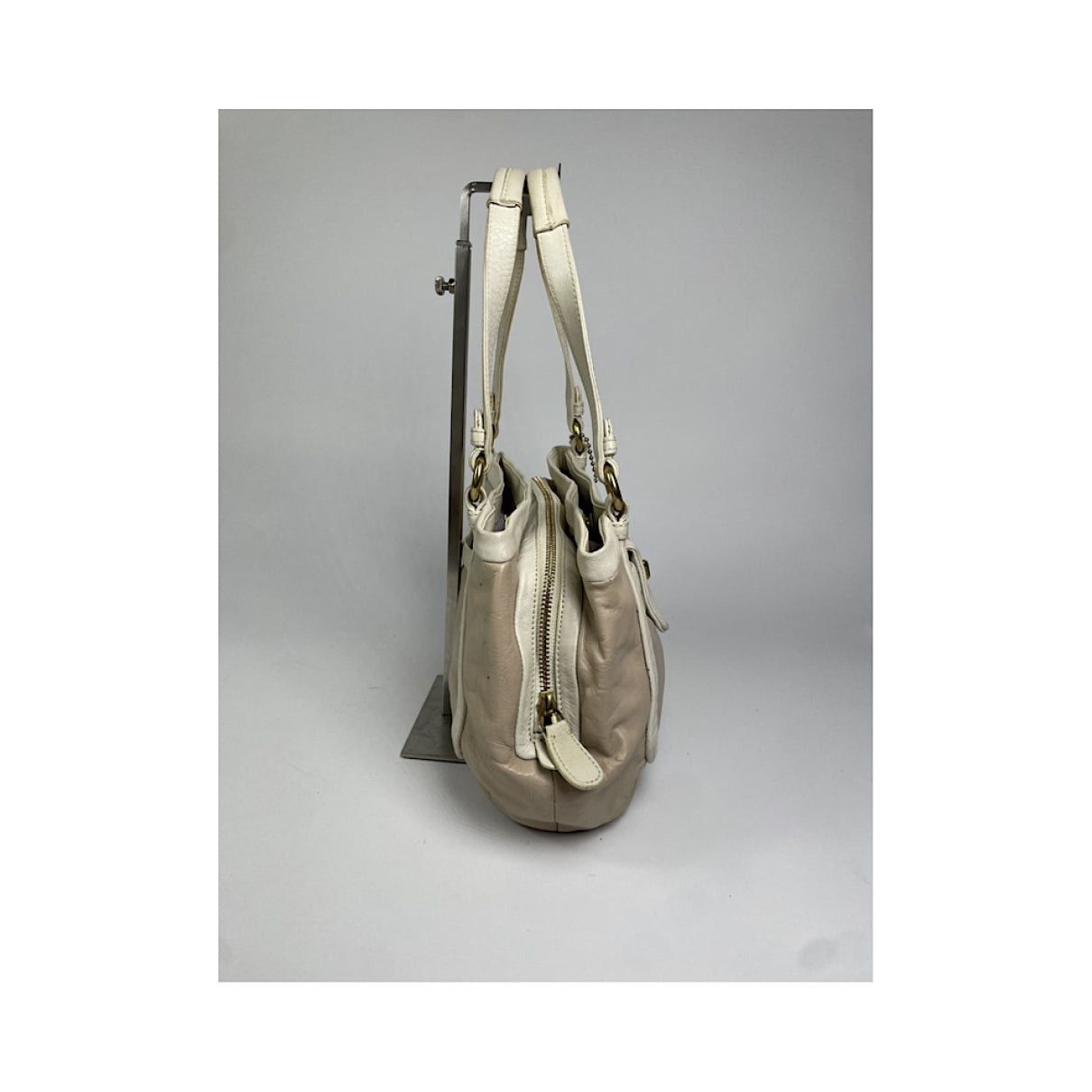 Coach Signature Sufflette White Leather Handbag Size ONE SIZE - 4 Thumbnail