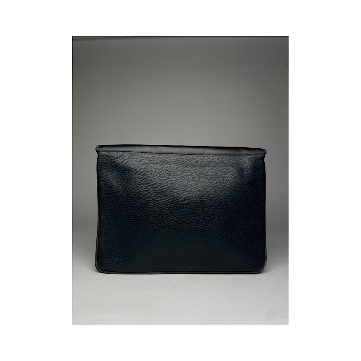 Burberry Black Leather Clutch Bag Size ONE SIZE - 2 Thumbnail