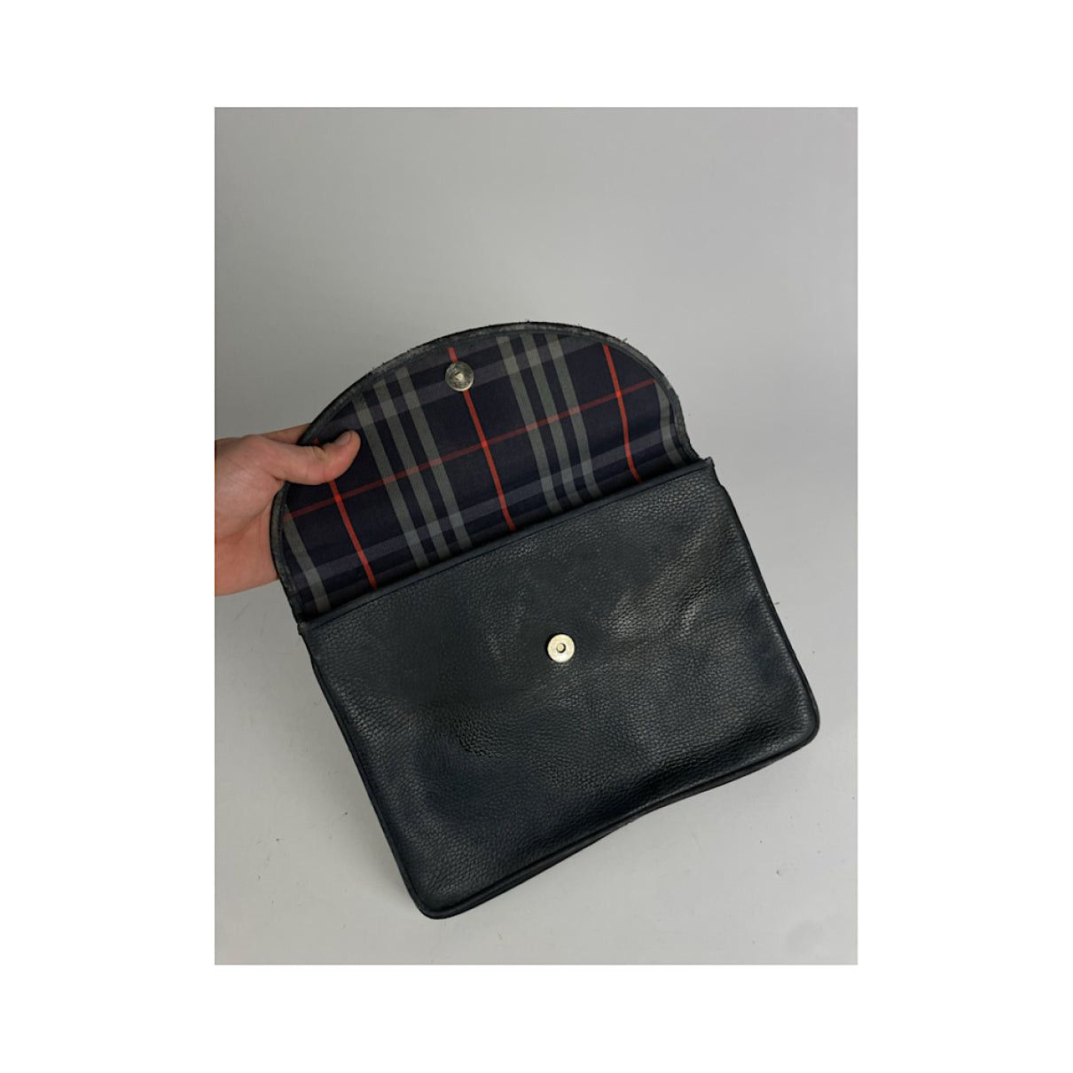 Burberry Black Leather Clutch Bag Size ONE SIZE - 4 Thumbnail