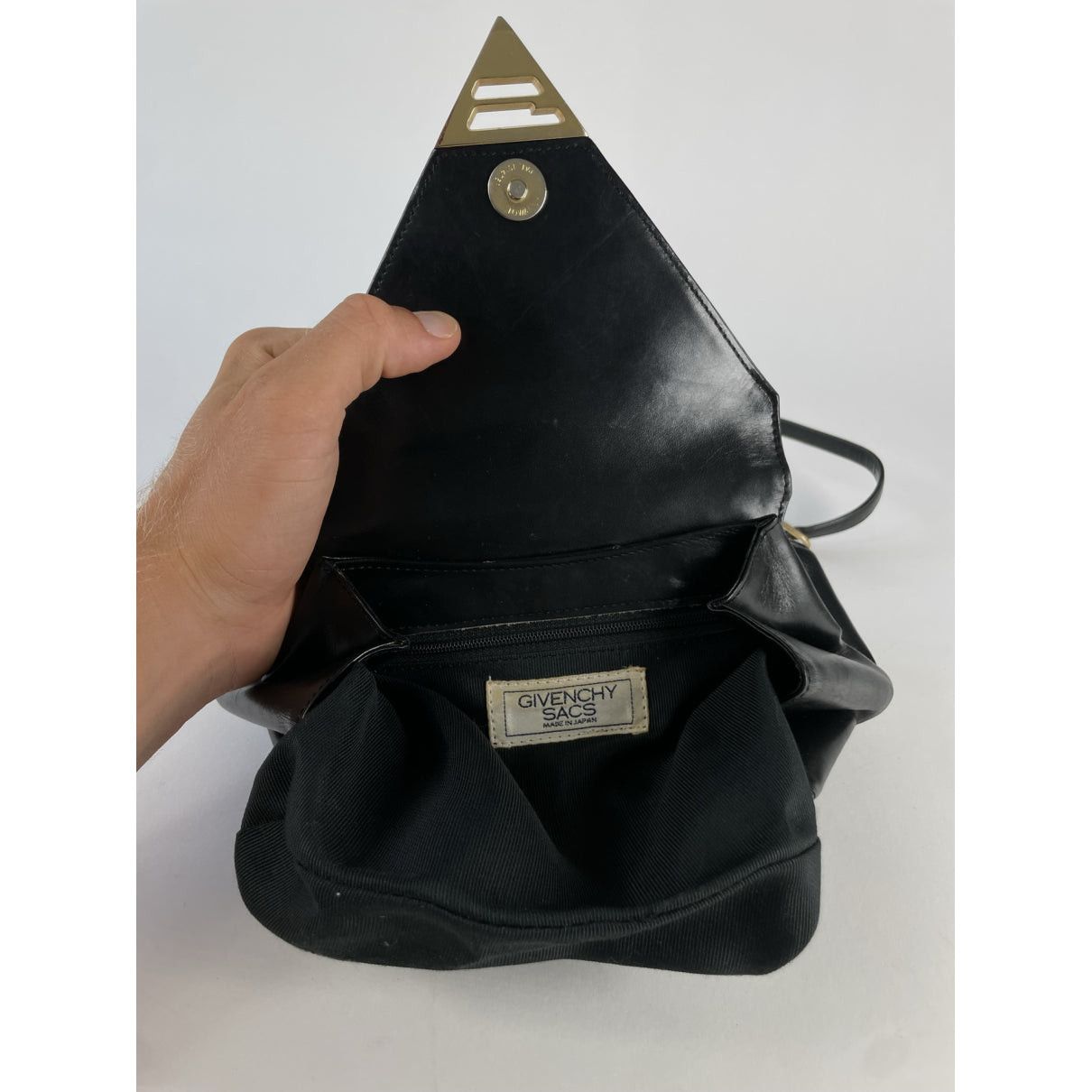 Givenchy Whip Black Leather Handbag Size ONE SIZE - 3 Thumbnail