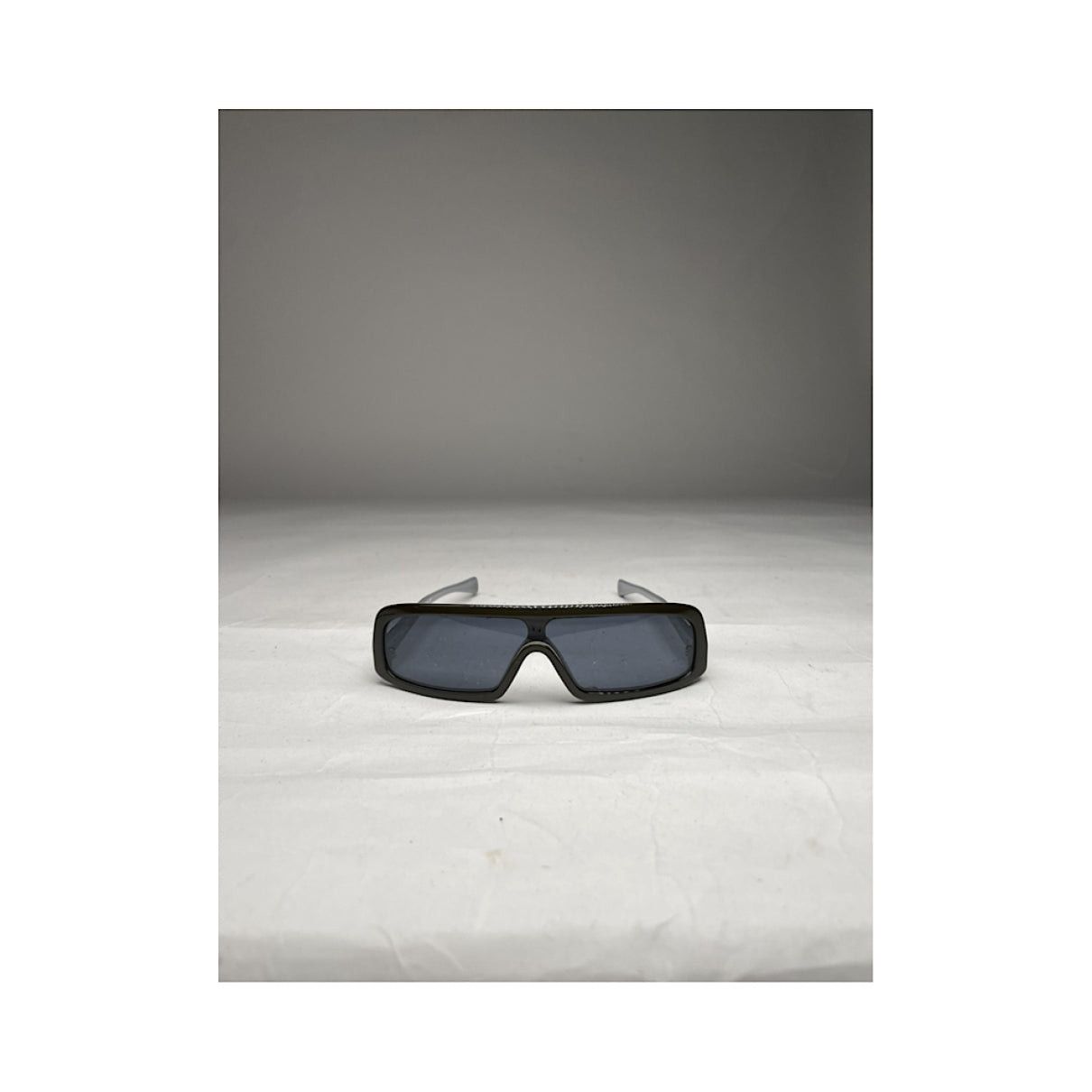 Chanel Black Plastic Sunglasses Size ONE SIZE - 3 Thumbnail