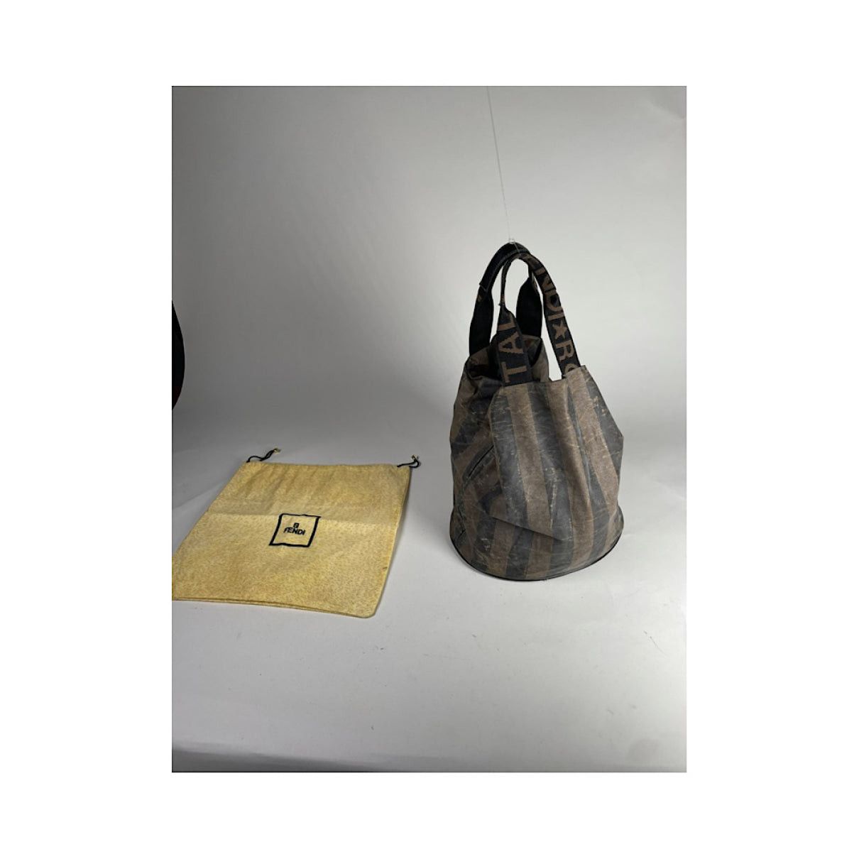 Fendi Baguette Black Leather Handbag Size ONE SIZE - 3 Thumbnail