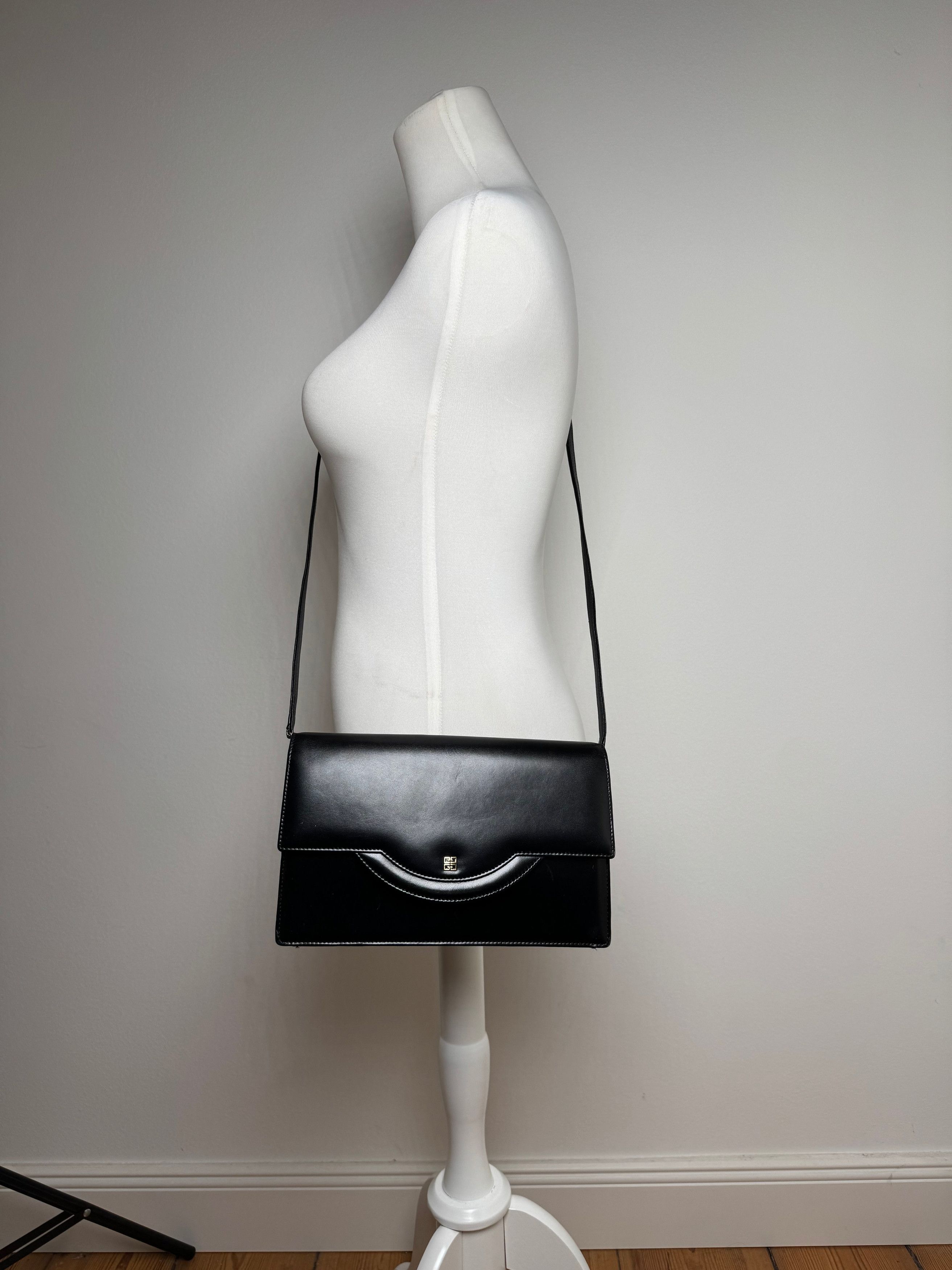 Givenchy Vintage 4G Leather Bag Black Size ONE SIZE - 14 Thumbnail