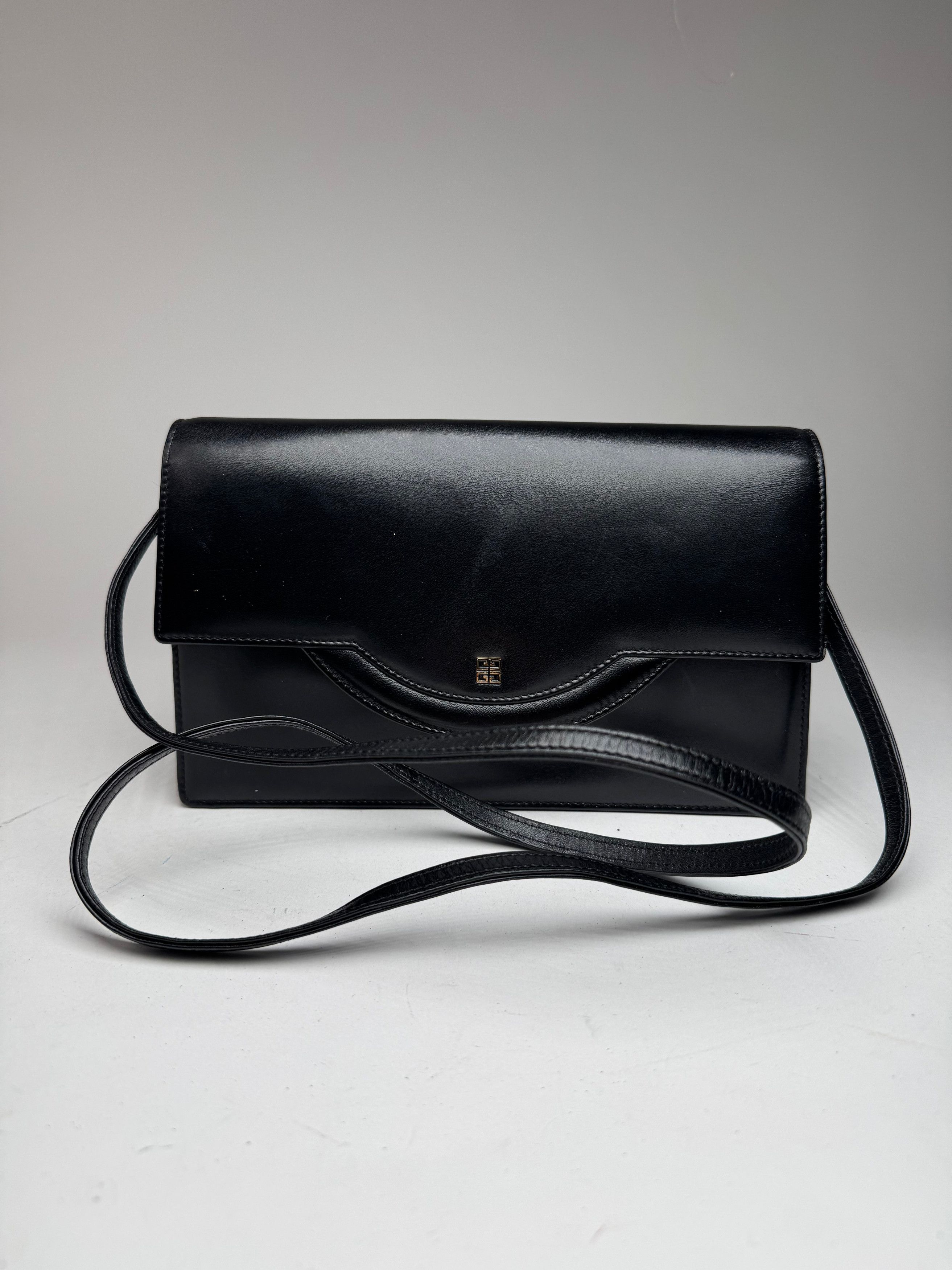Givenchy Vintage 4G Leather Bag Black Size ONE SIZE - 6 Thumbnail
