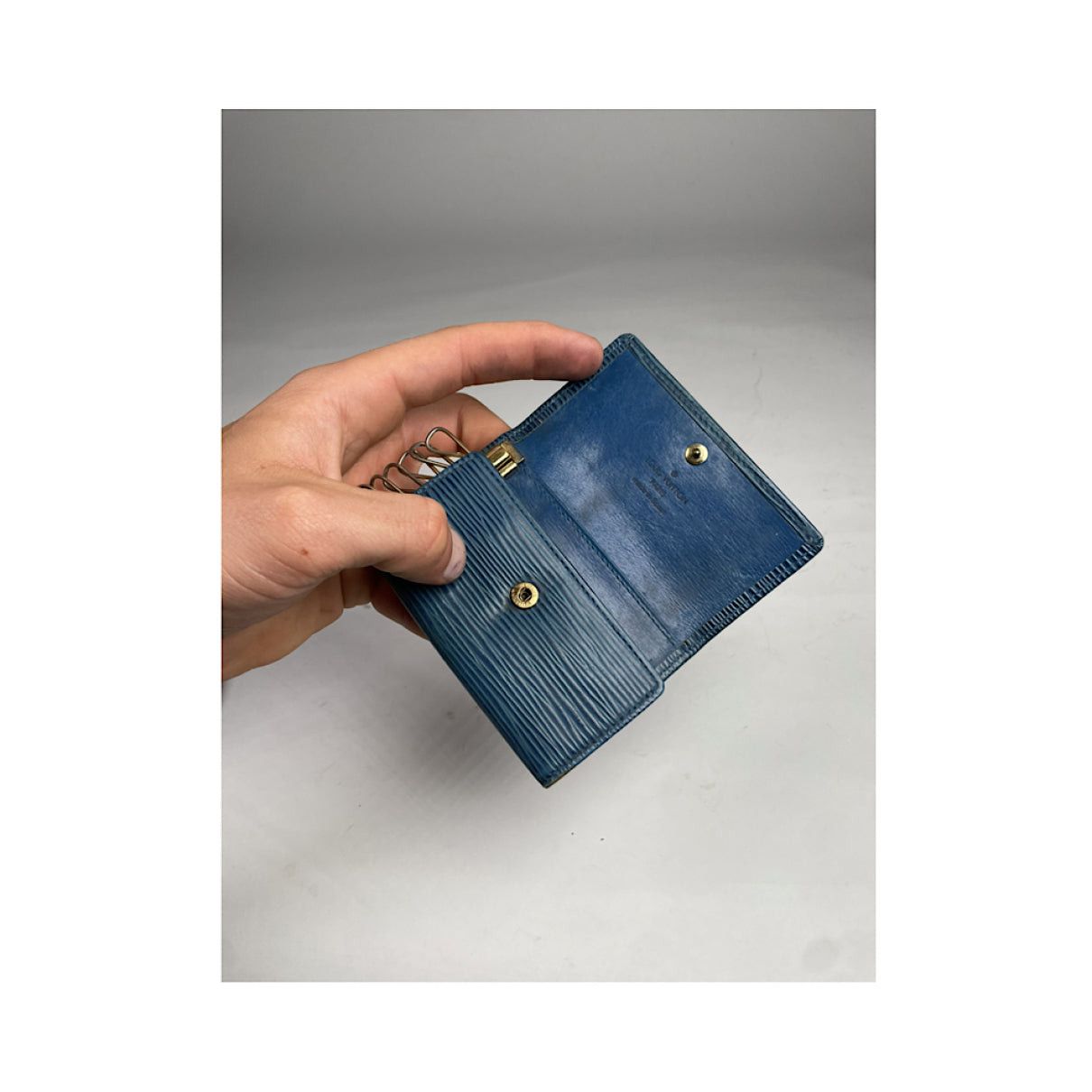 Louis Vuitton Lockme Blue Leather Purse Size ONE SIZE - 4 Thumbnail