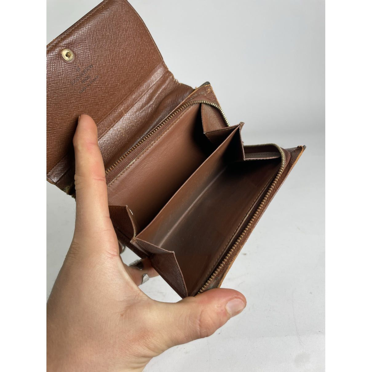 Louis Vuitton Alexandra Brown Leather Wallet Size ONE SIZE - 5 Thumbnail