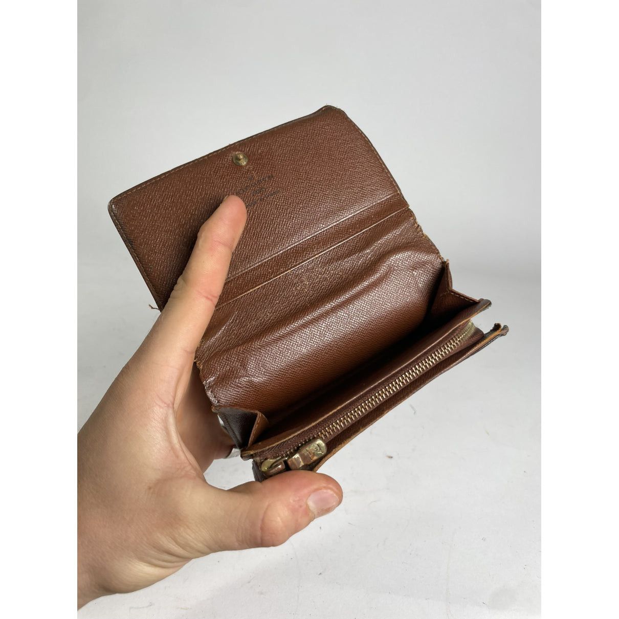 Louis Vuitton Alexandra Brown Leather Wallet Size ONE SIZE - 4 Thumbnail
