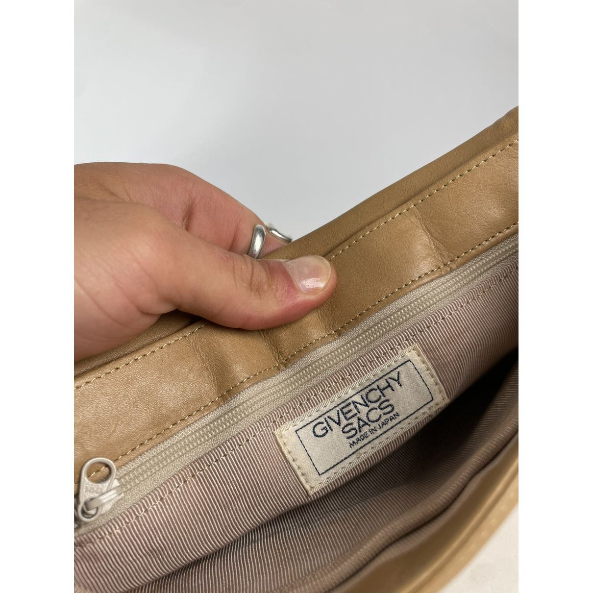 Givenchy Infinity Brown Leather Handbag Size ONE SIZE - 3 Thumbnail