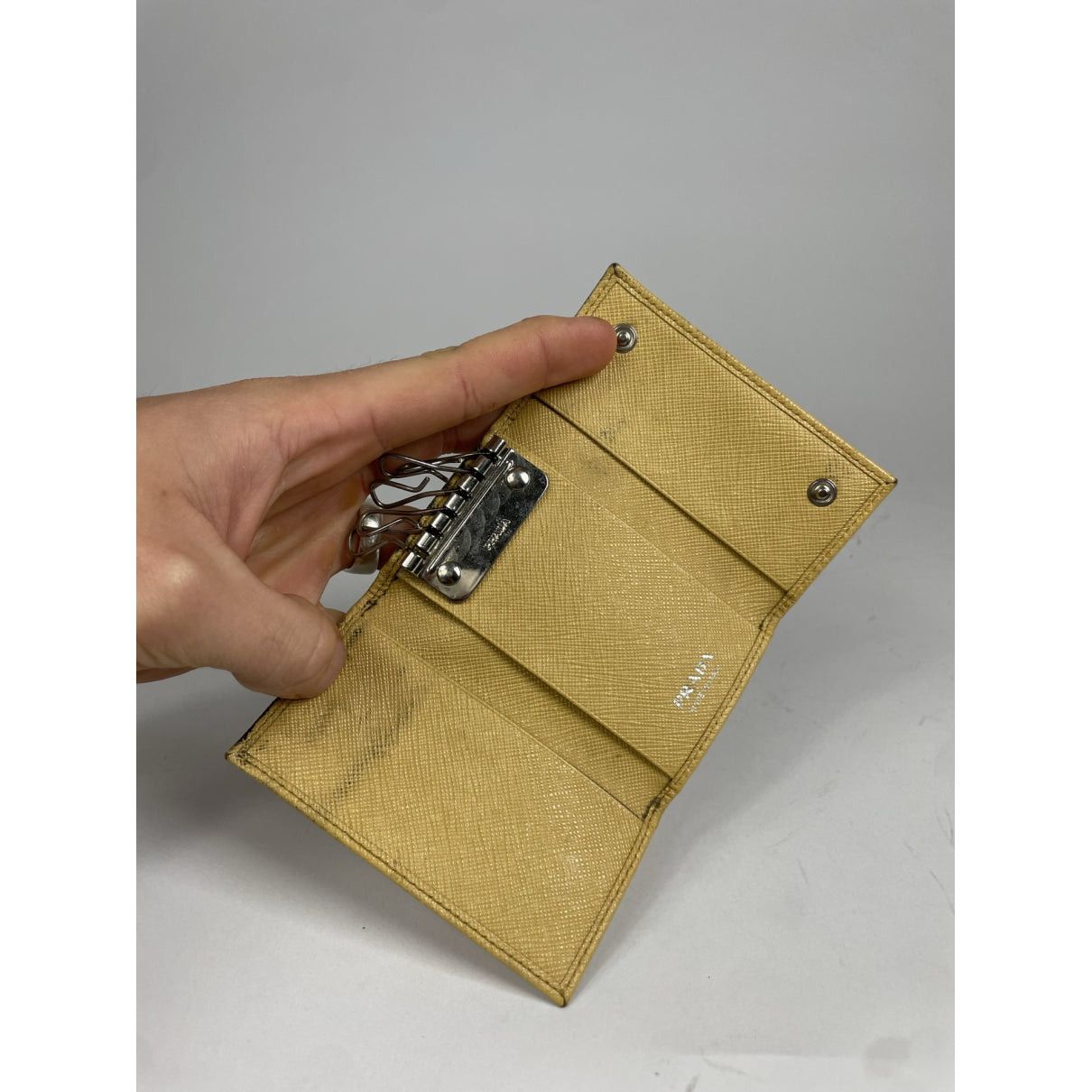 Prada Beige Leather Purse Size ONE SIZE - 4 Thumbnail